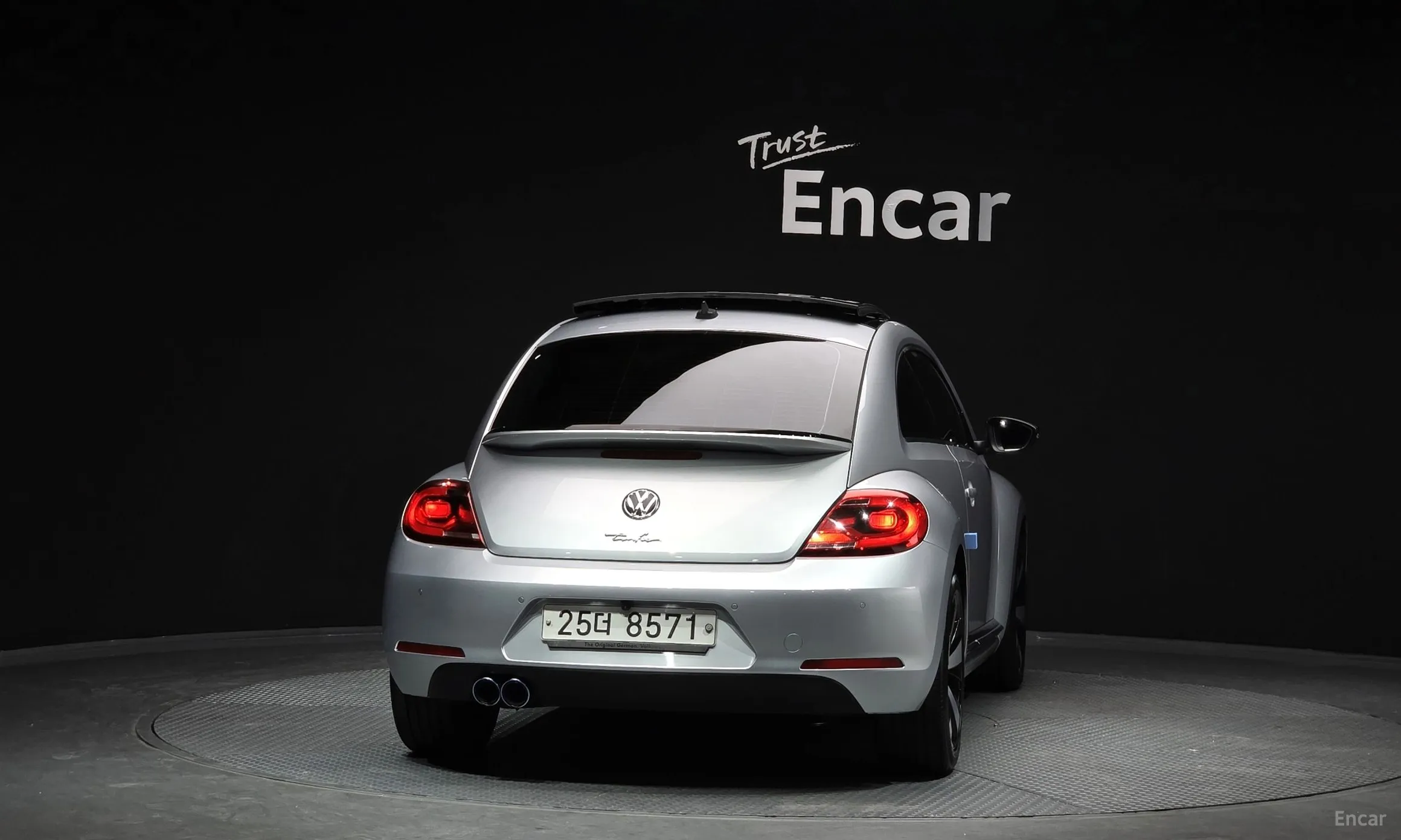 Volkswagen The Beetle превью 4