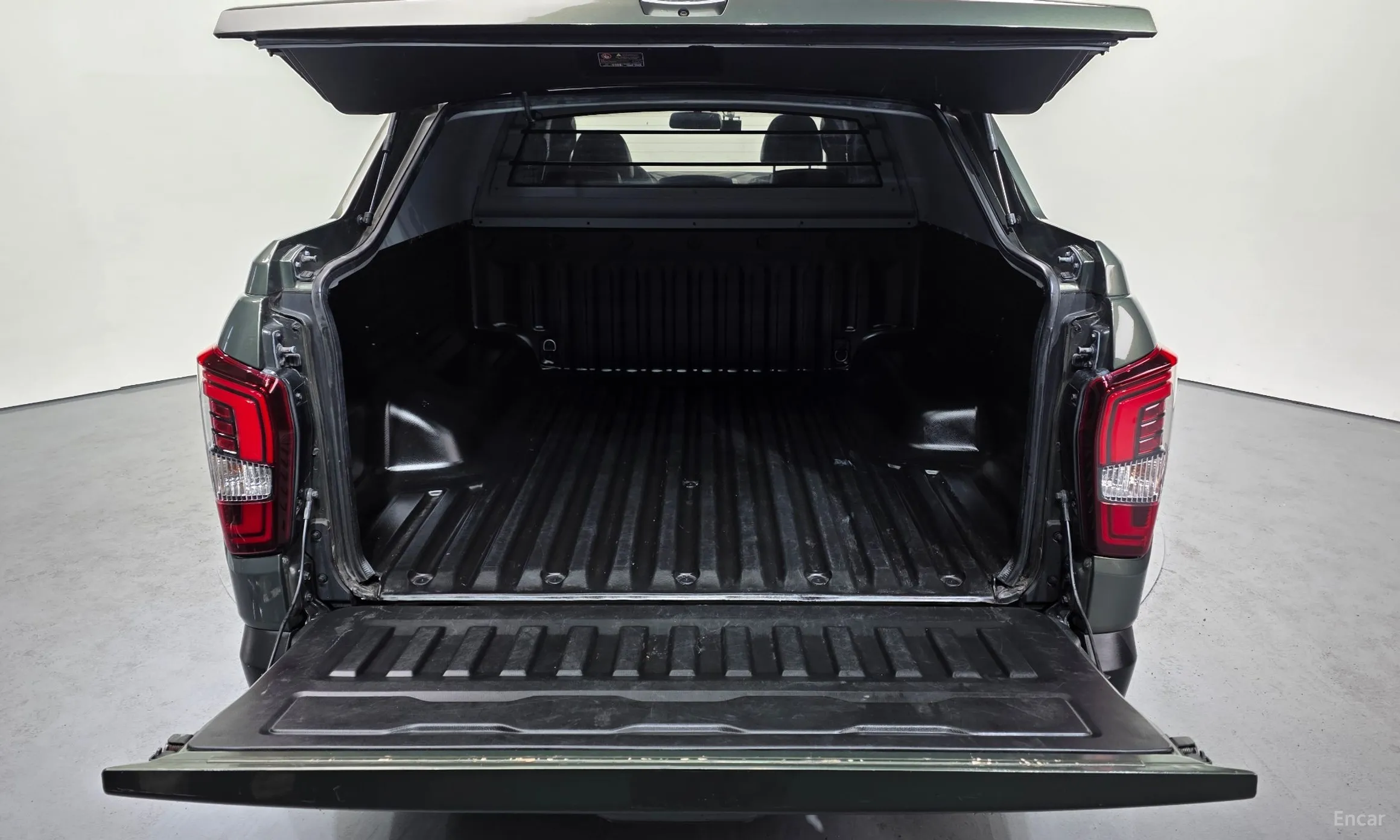 KG Mobility (SsangYong) Rexton Sports Khan превью 20