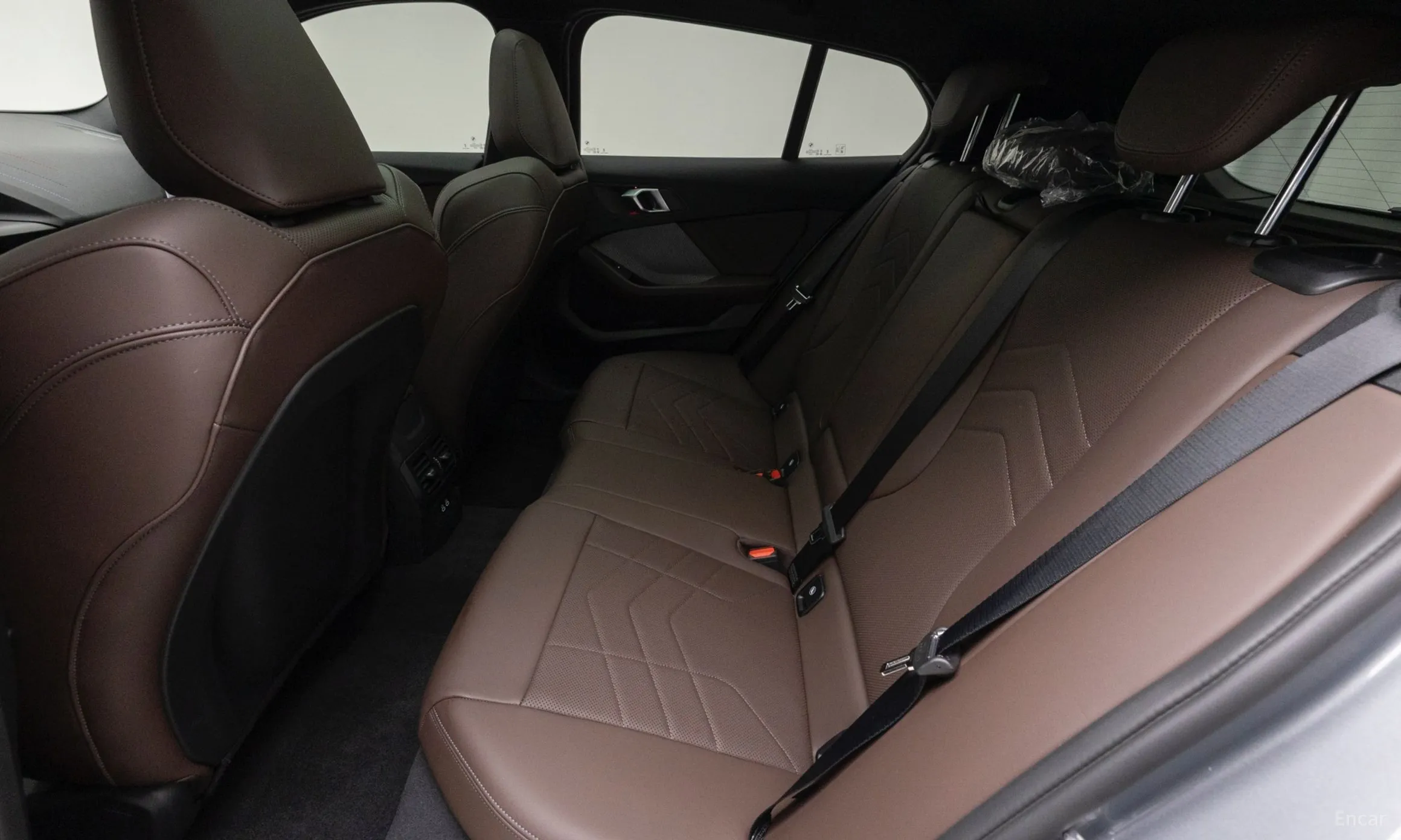 BMW 1 Series (F70) превью 10