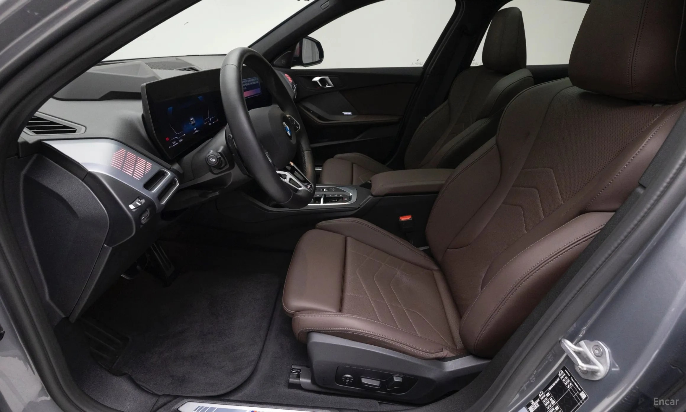 BMW 1 Series (F70) превью 11