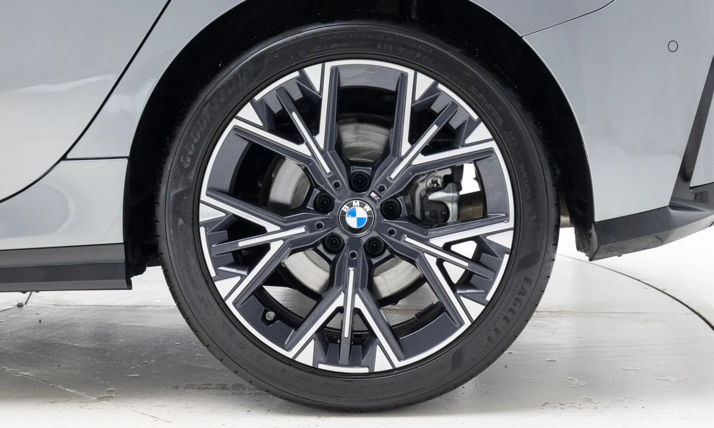 BMW 1 Series (F70) превью 5