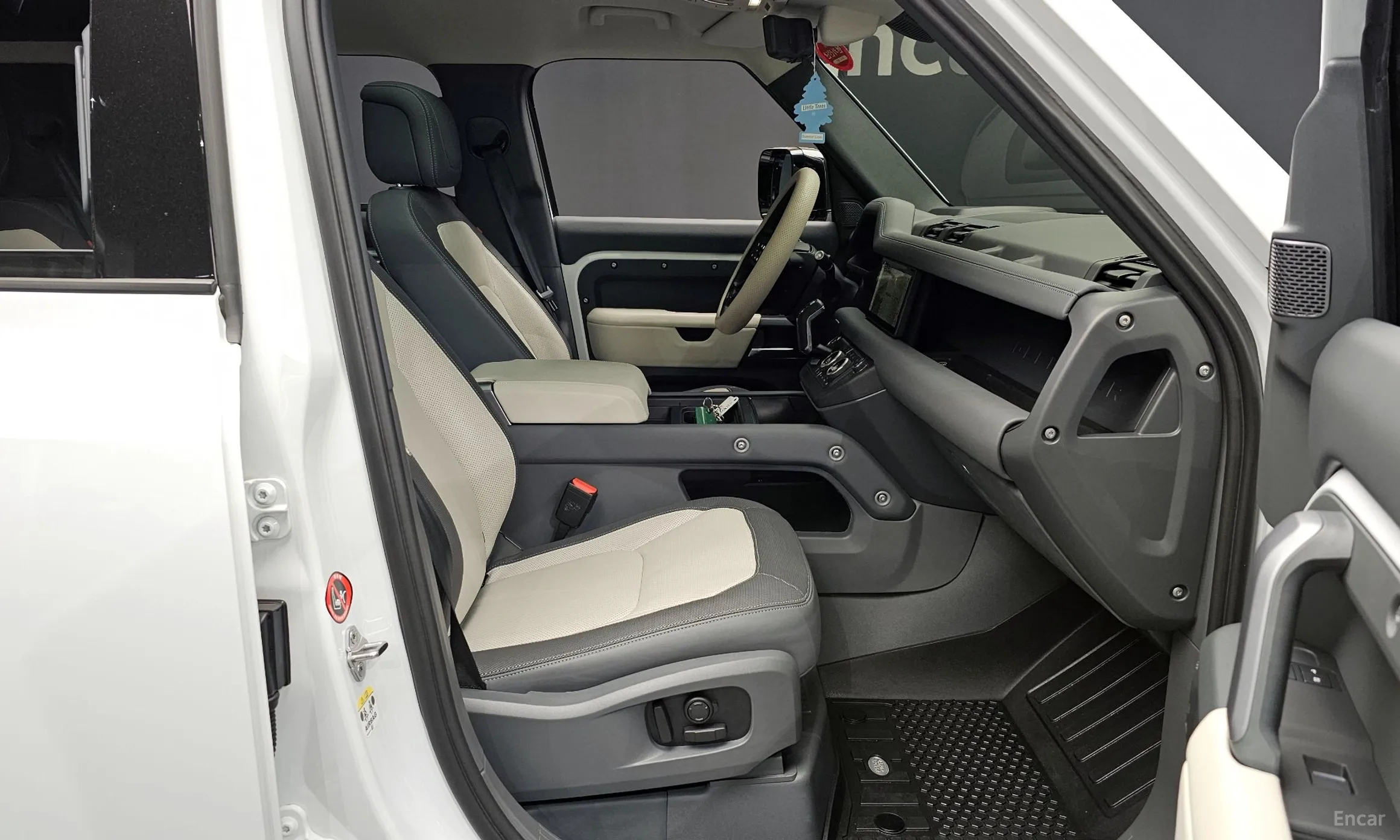 Land Rover Defender (L663) превью 11