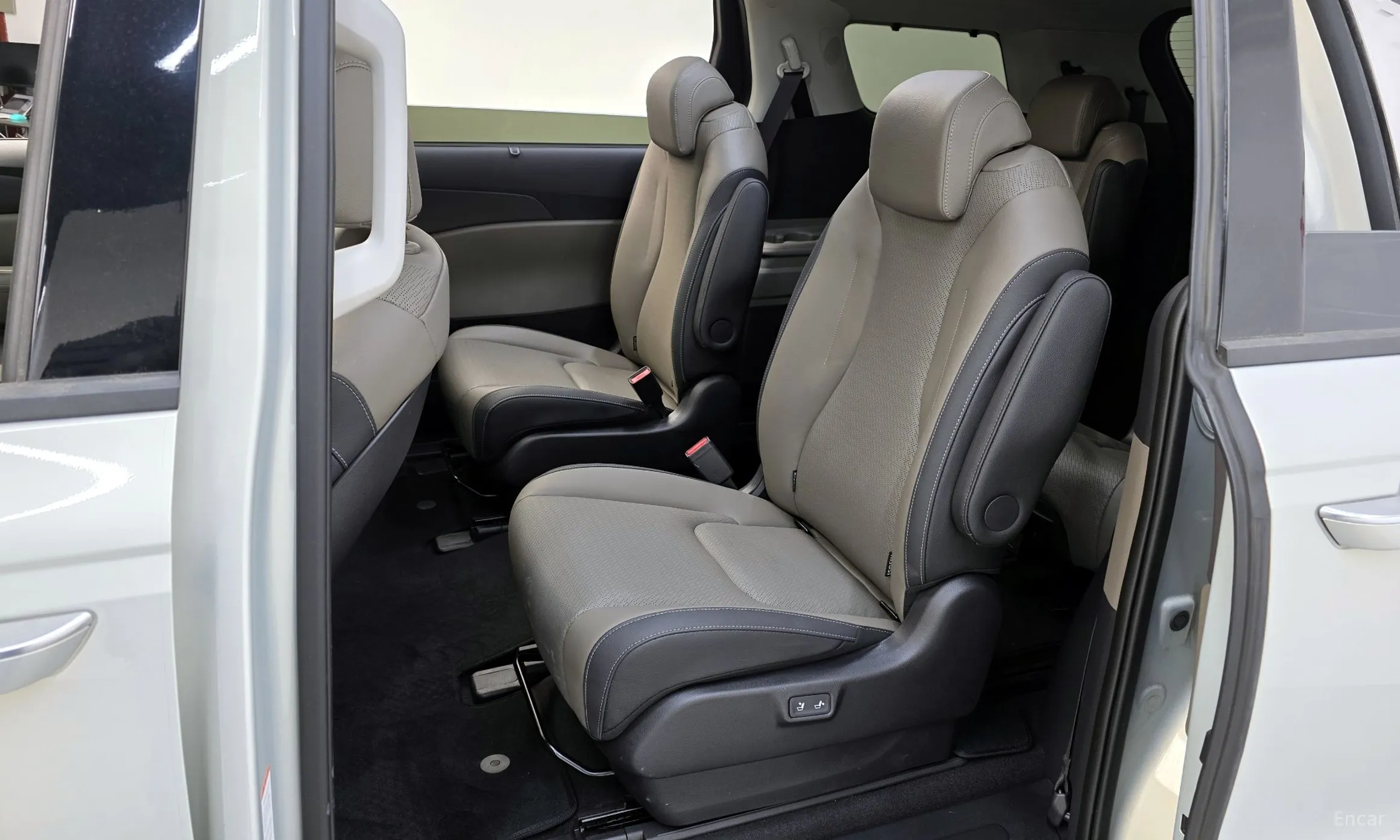 Kia Carnival 4th Generation превью 11