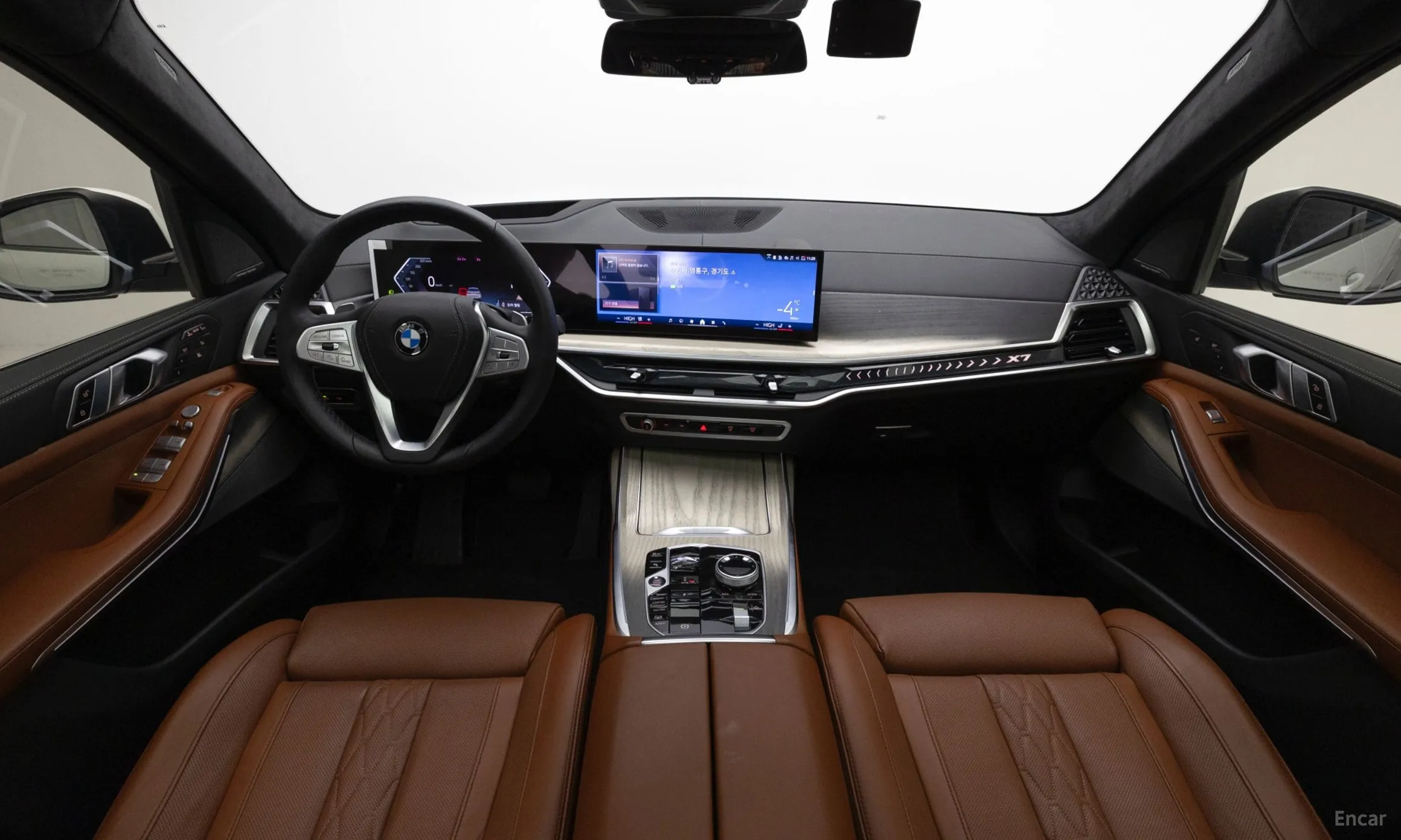 BMW X7 (G07) превью 10