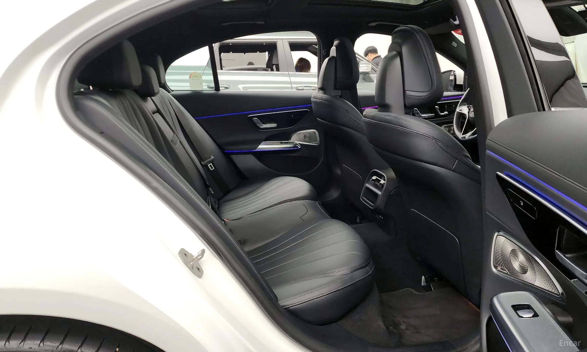 Mercedes Benz E-Class W214 превью 12