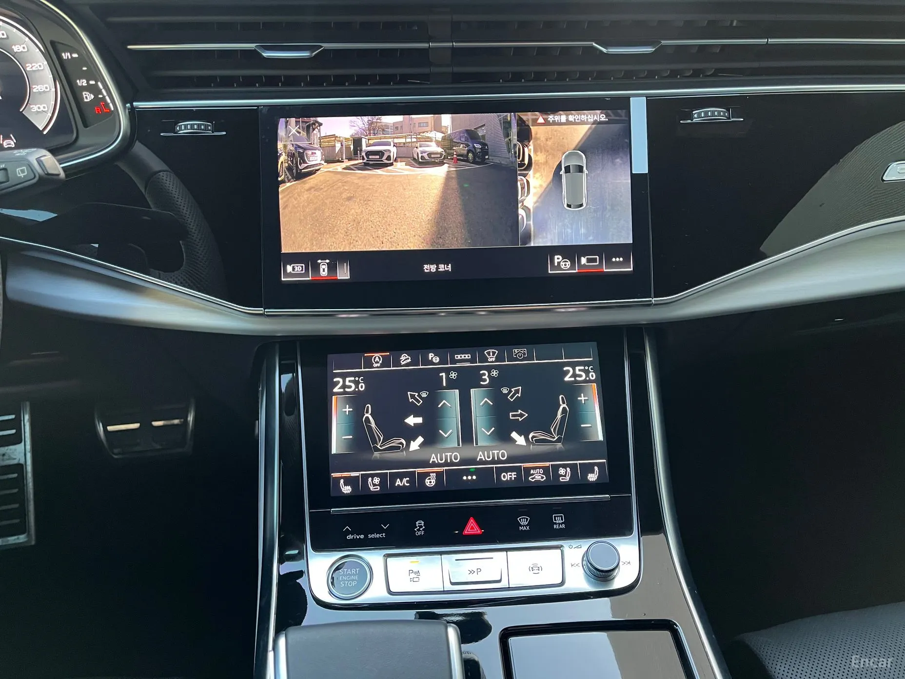 Audi Q8 (4M) превью 10