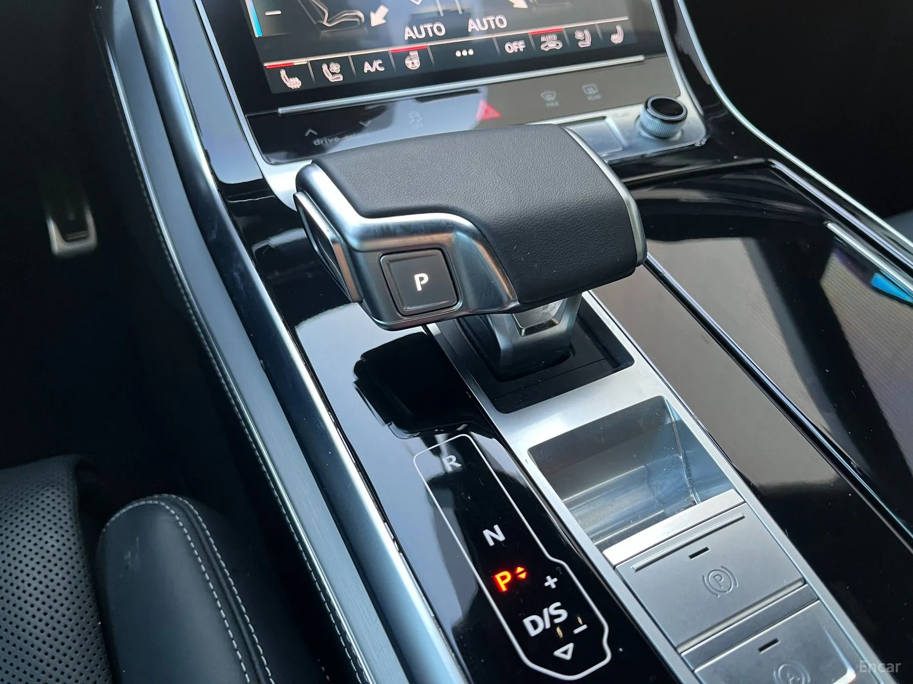 Audi Q8 (4M) превью 15