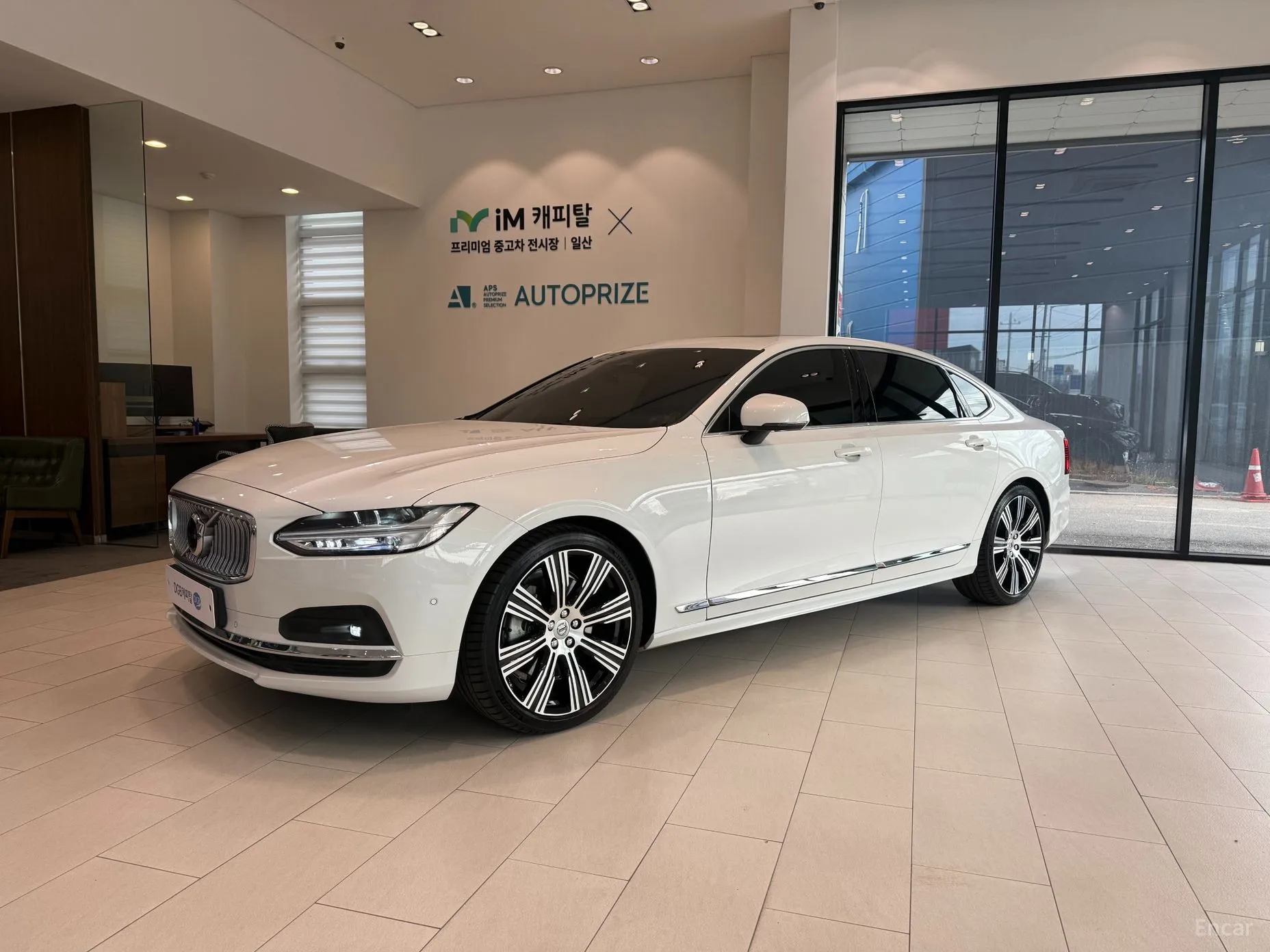 S90