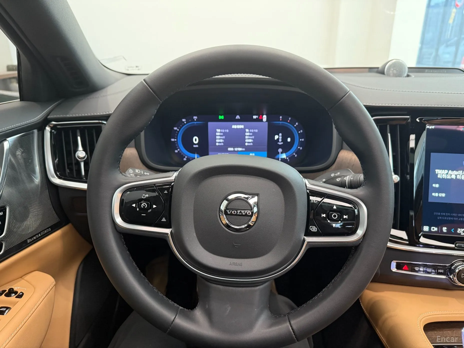 Volvo S90 превью 11