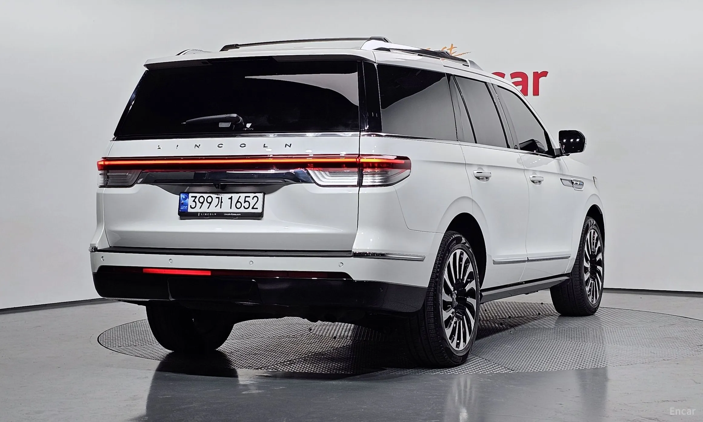 Lincoln Navigator 4th generation превью 2