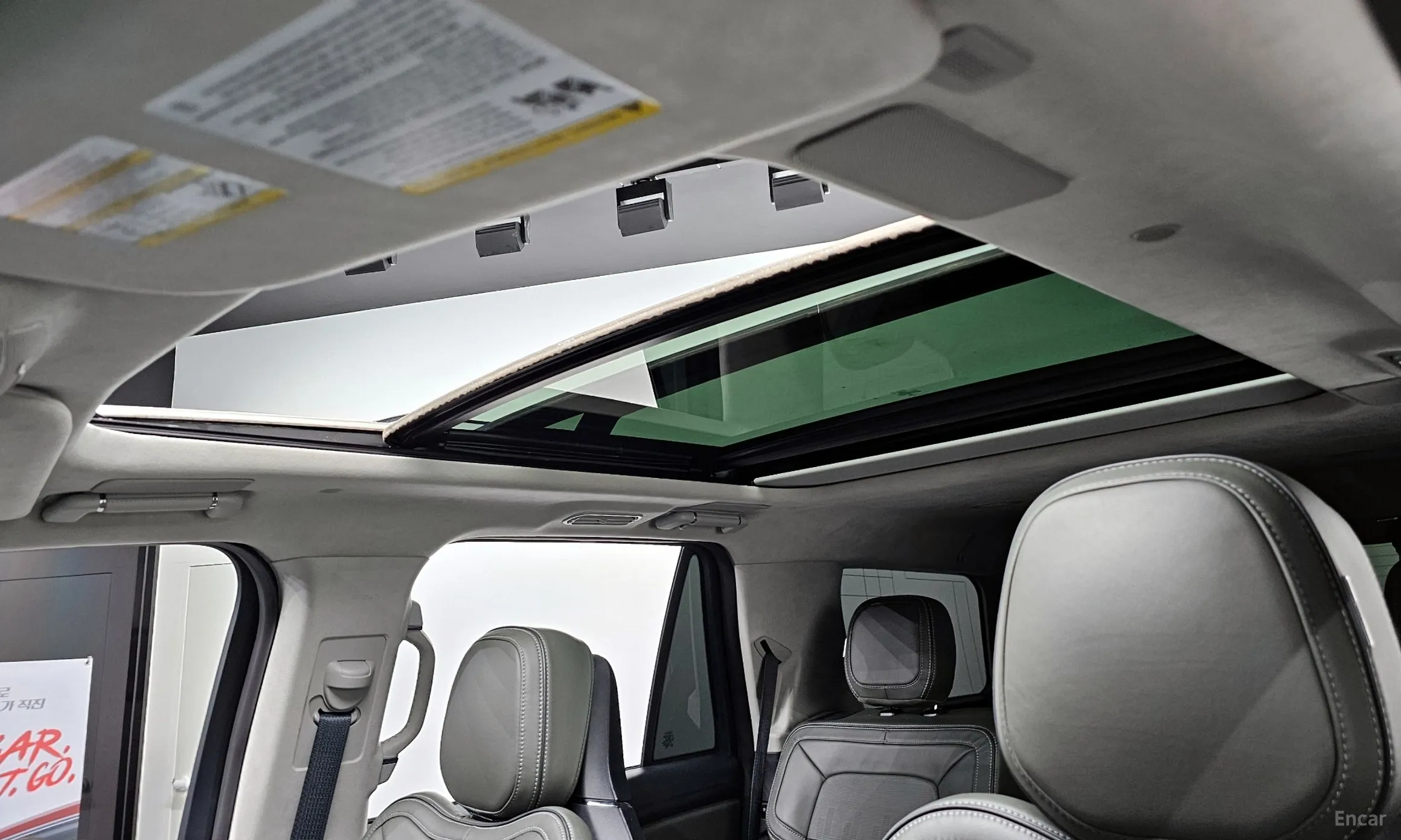 Lincoln Navigator 4th generation превью 20