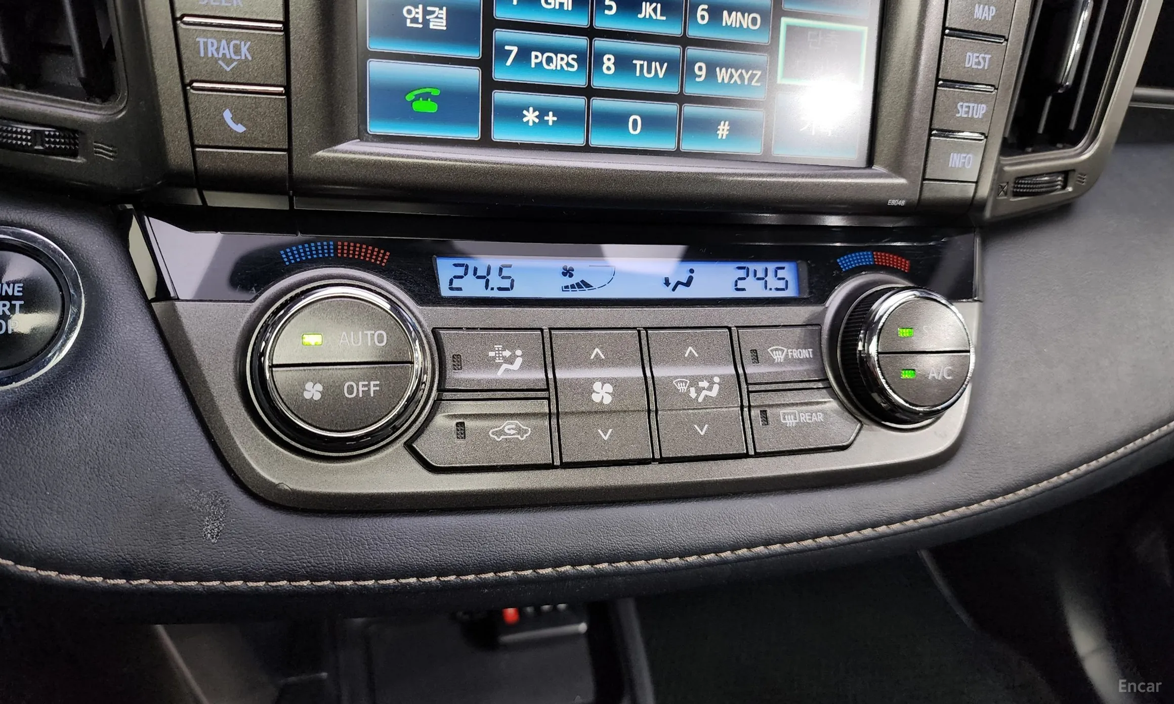 Toyota RAV4 превью 16