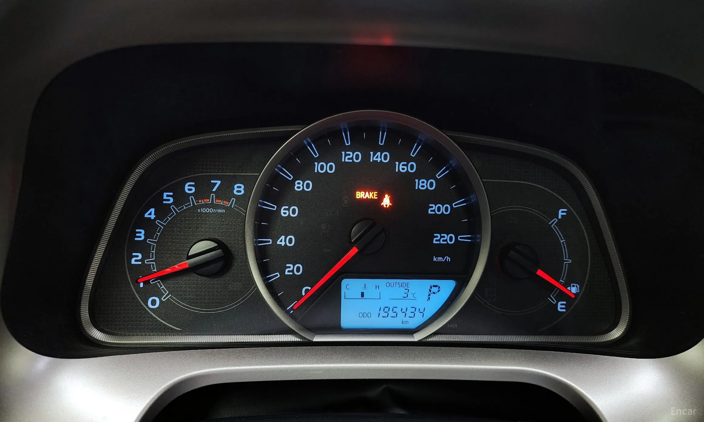 Toyota RAV4 превью 8