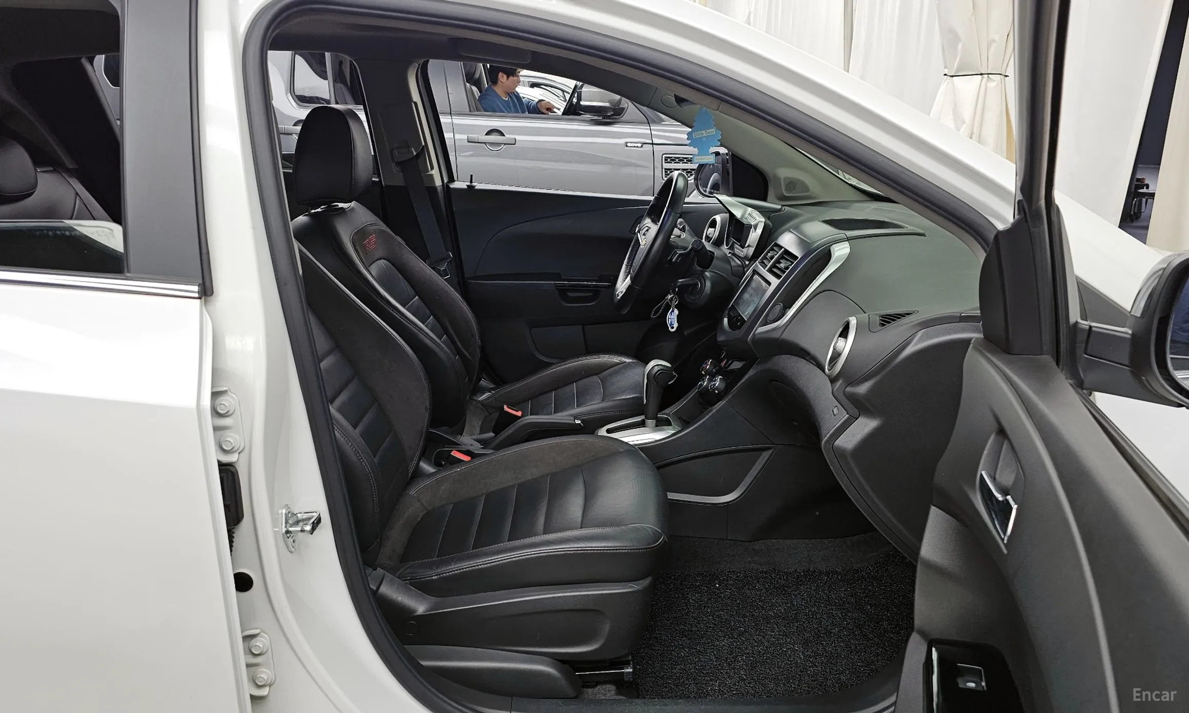 Chevrolet (GM Daewoo) Aveo Hatchback превью 11