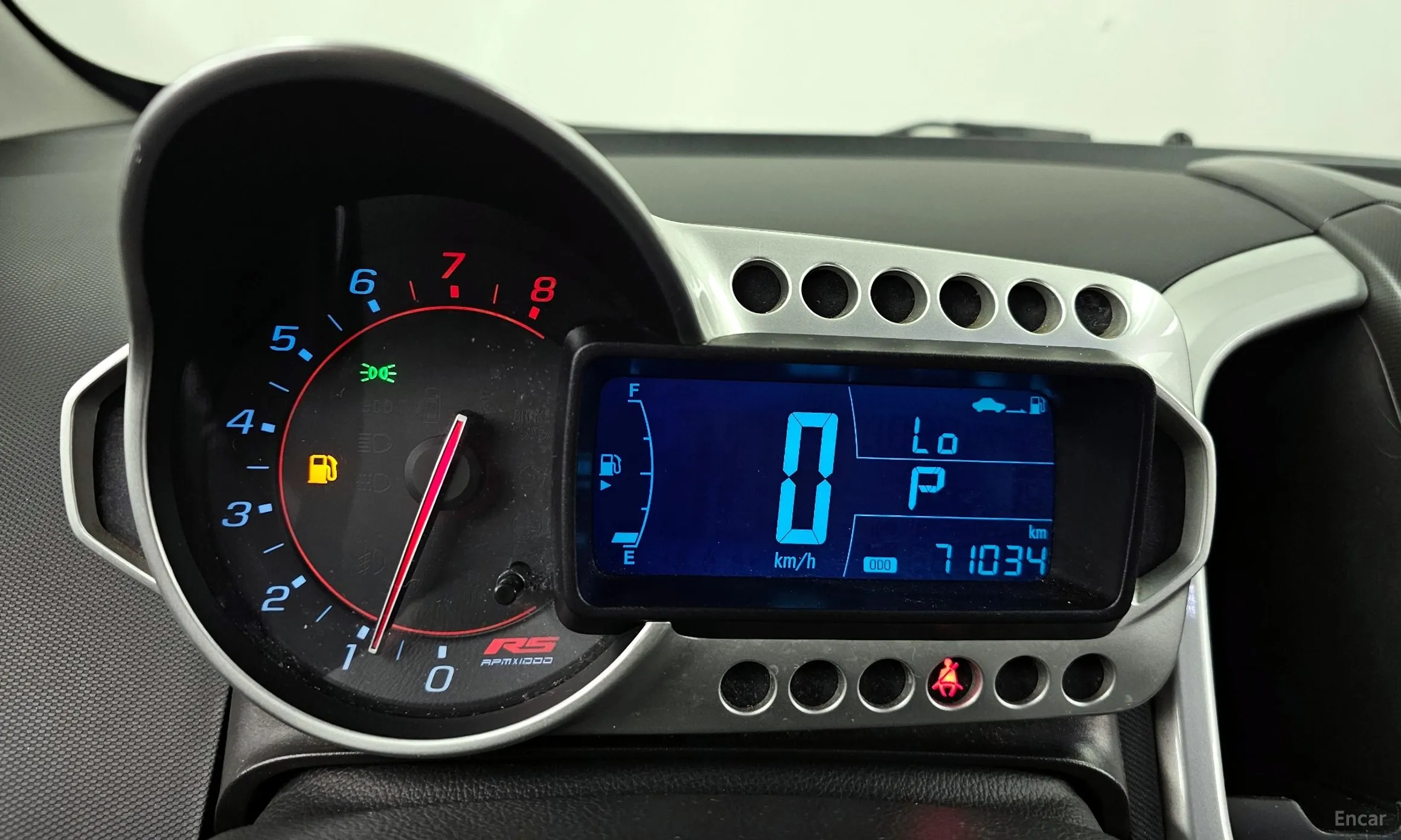 Chevrolet (GM Daewoo) Aveo Hatchback превью 8