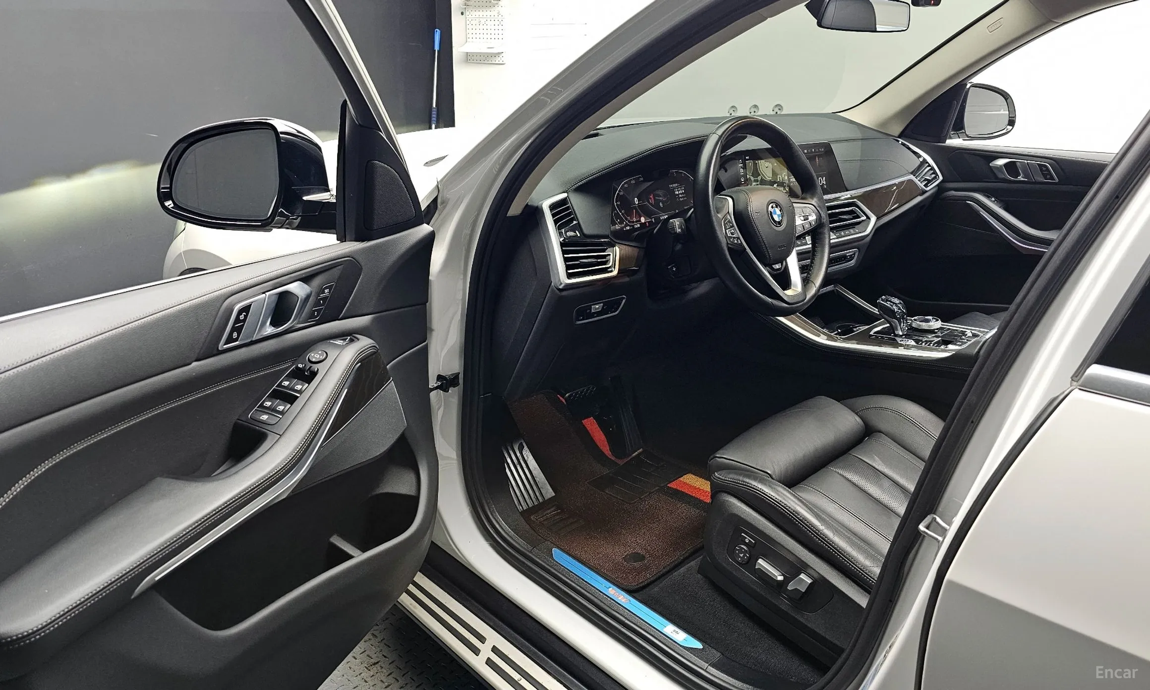 BMW X5 (G05) превью 10