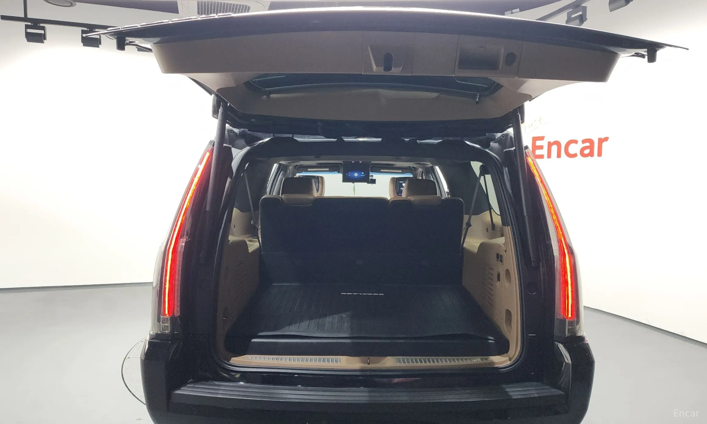 Cadillac Escalade превью 20