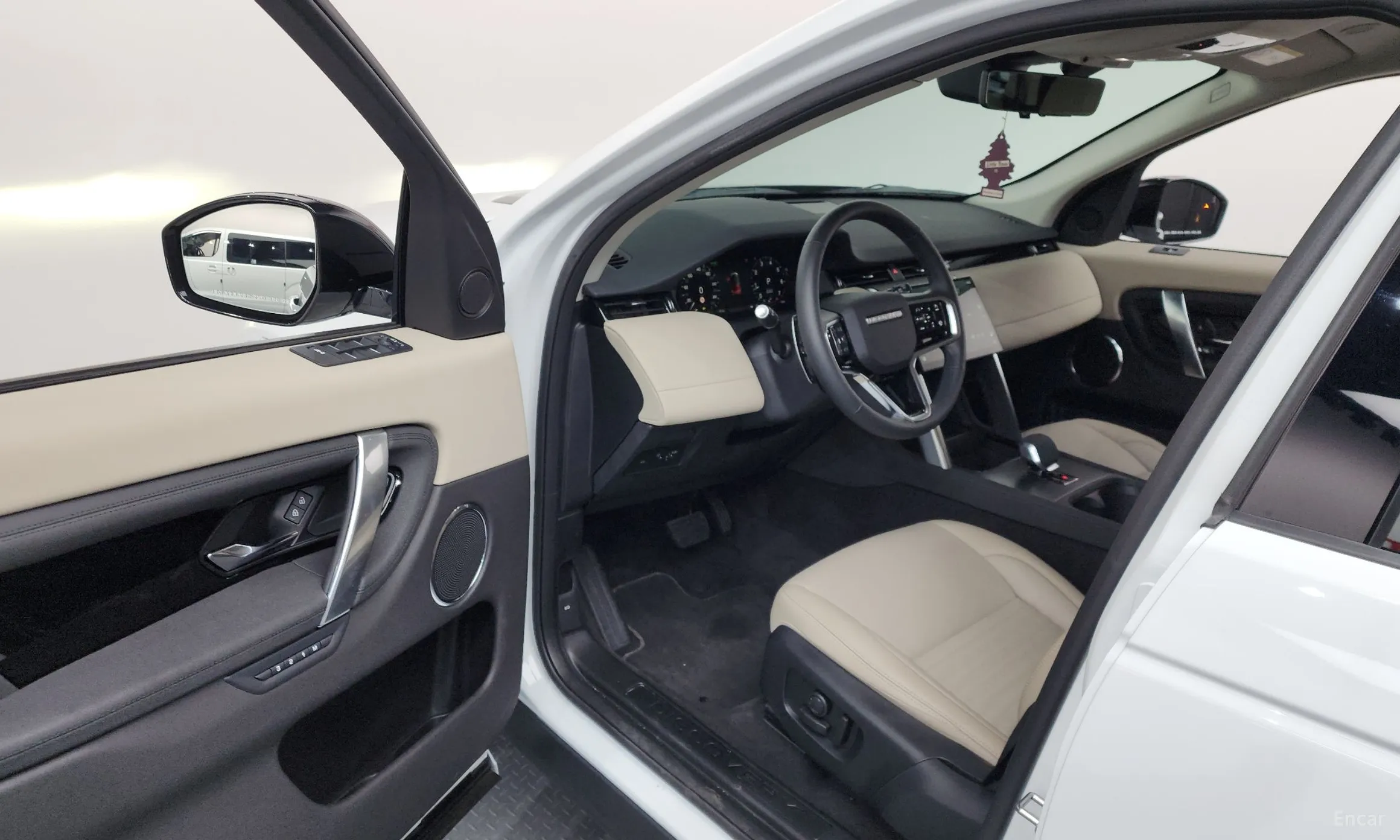 Land Rover Discovery Sports превью 10