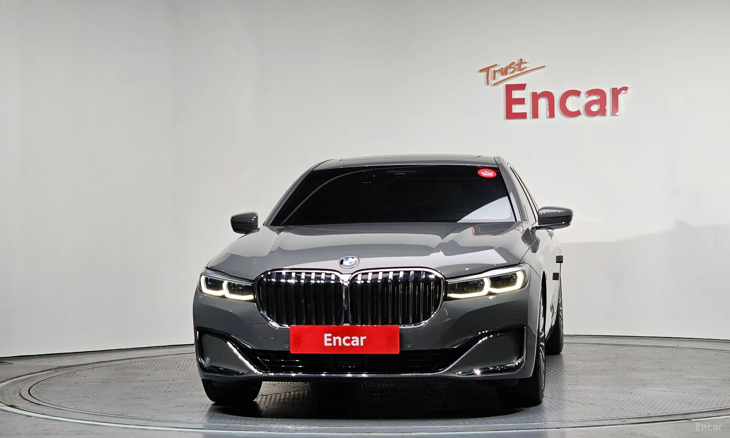 BMW 7 Series (G11) превью 3
