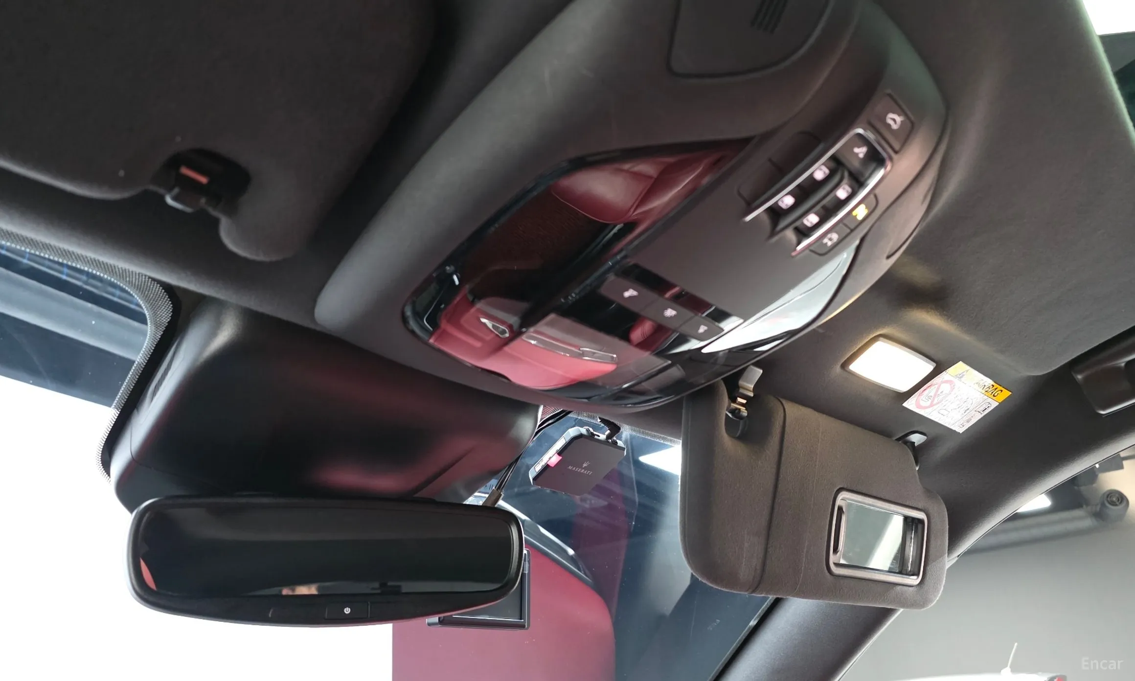 Maserati Levante превью 18