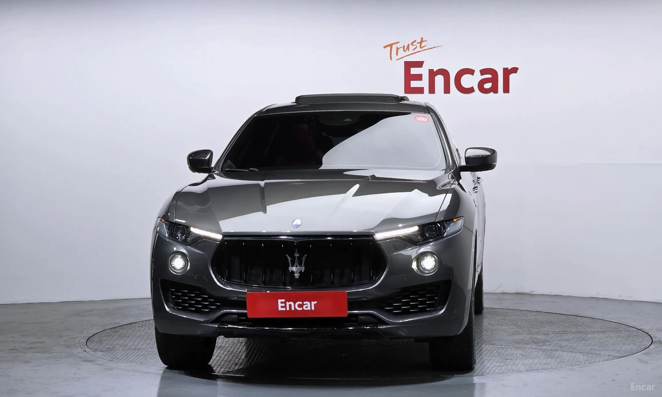 Maserati Levante превью 3