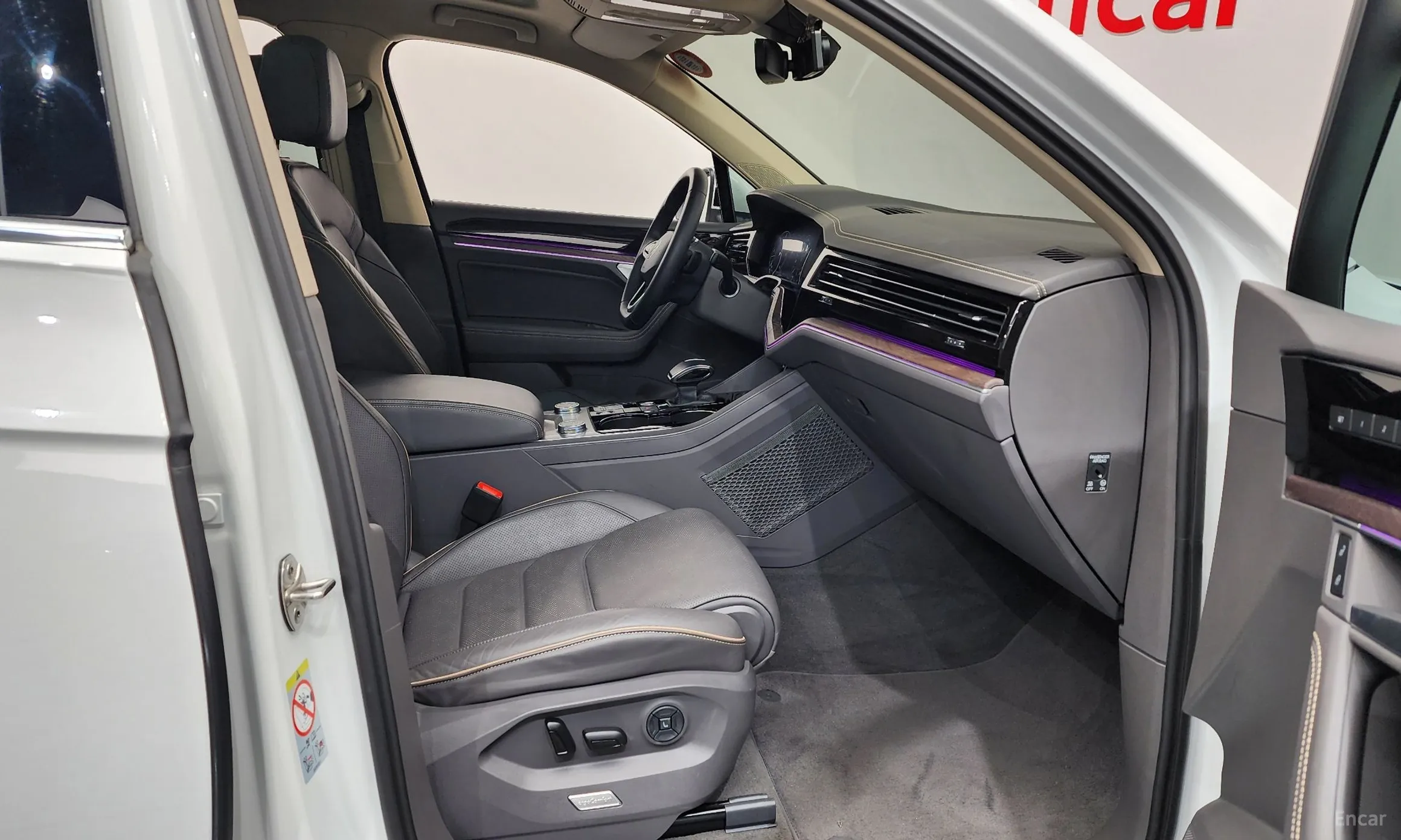 Volkswagen Touareg 3rd Generation превью 11