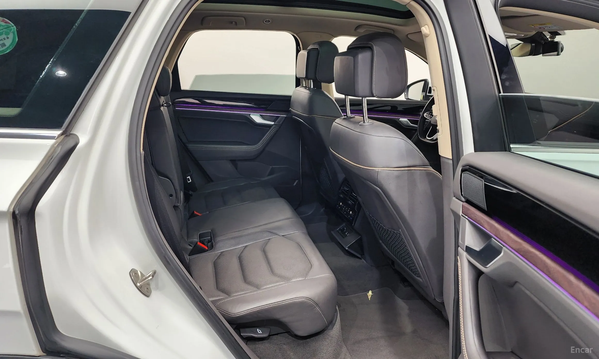 Volkswagen Touareg 3rd Generation превью 12