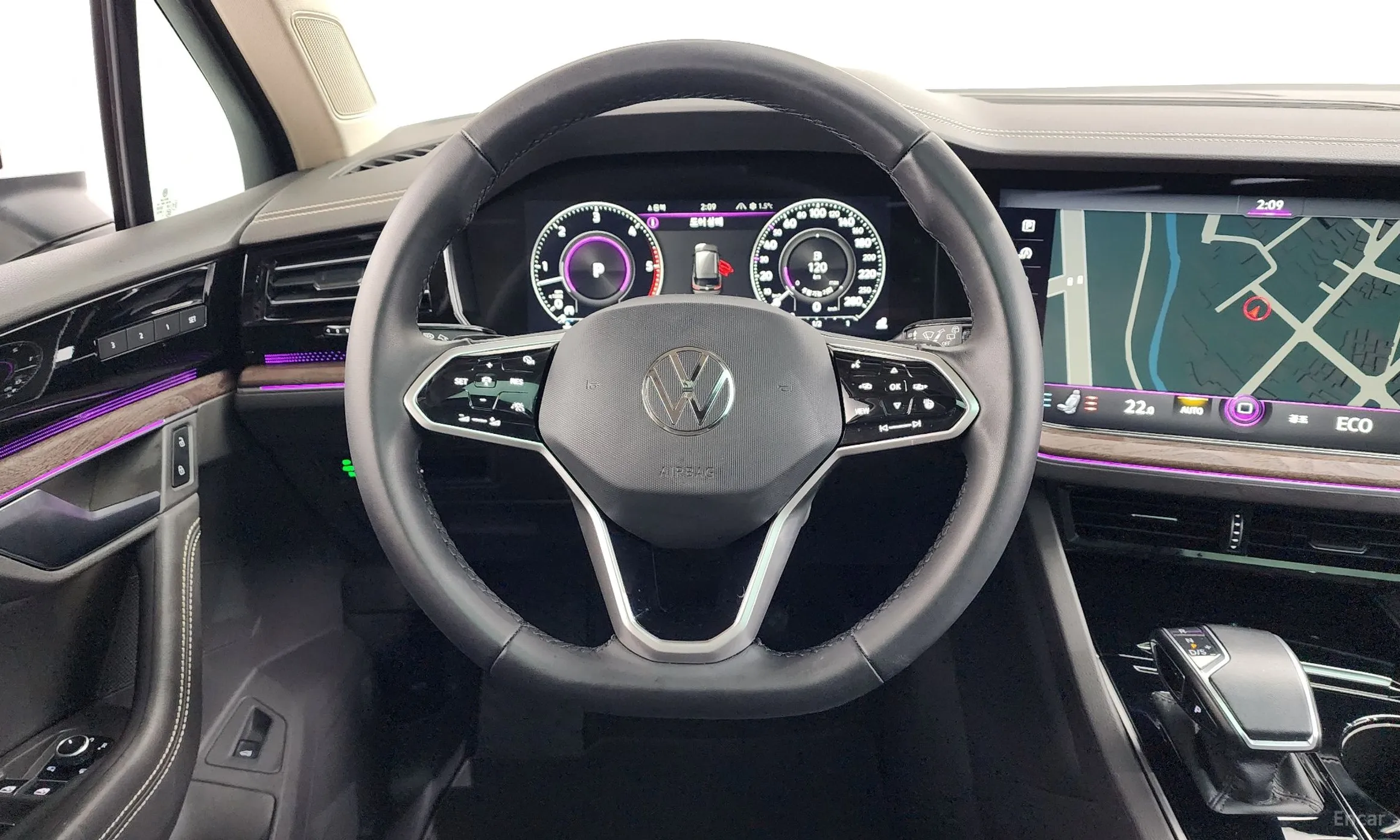 Volkswagen Touareg 3rd Generation превью 13