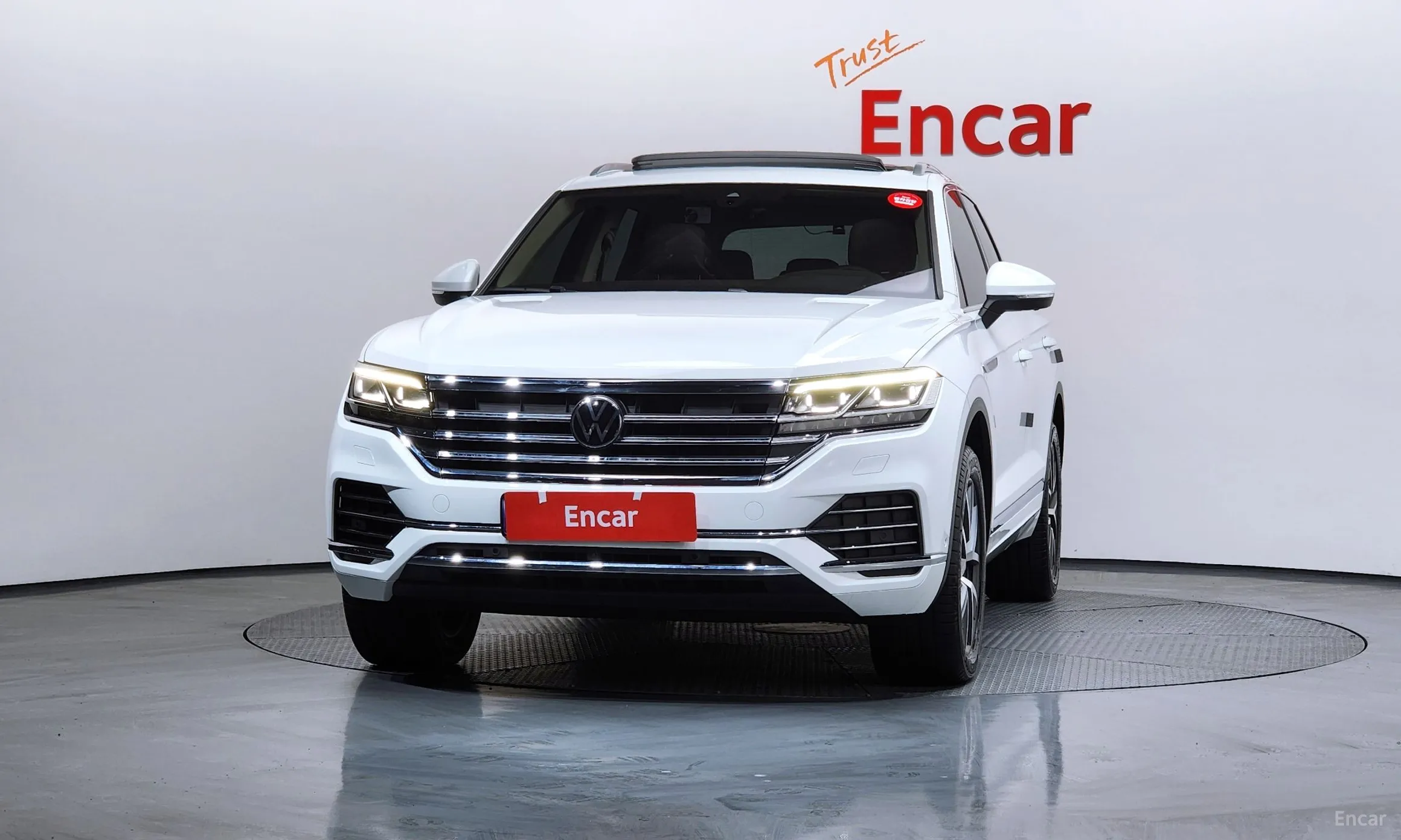 Volkswagen Touareg 3rd Generation превью 3