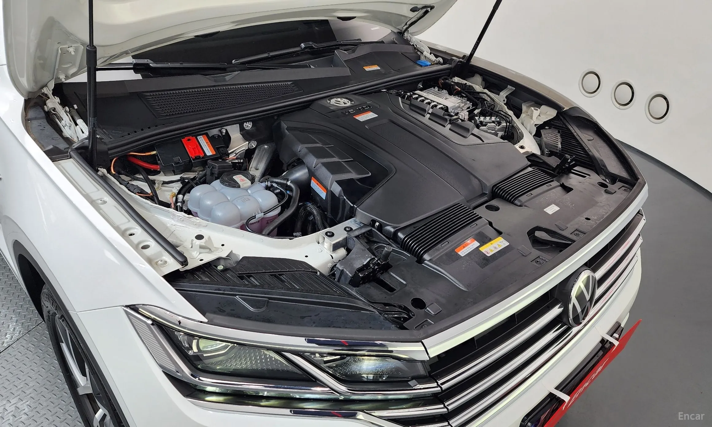 Volkswagen Touareg 3rd Generation превью 6