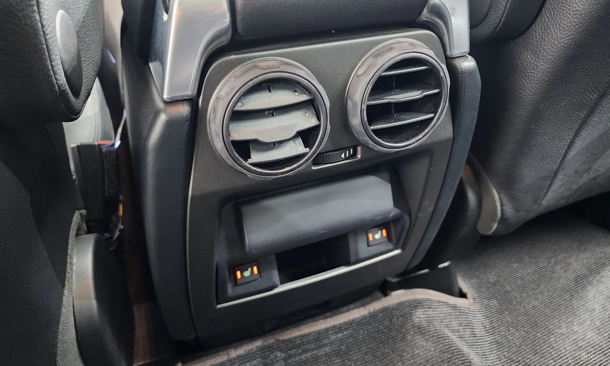 Land Rover Discovery 4 превью 18