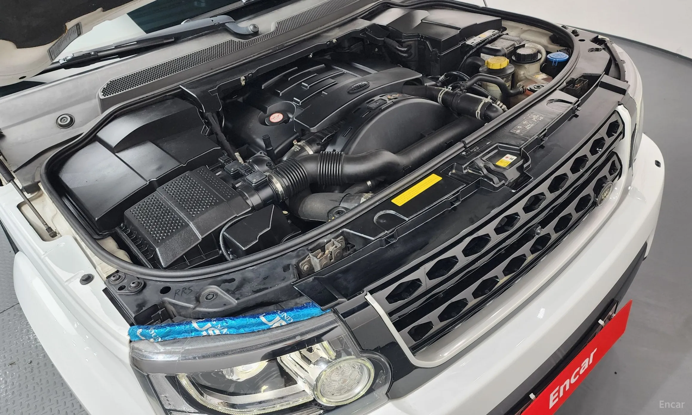 Land Rover Discovery 4 превью 6