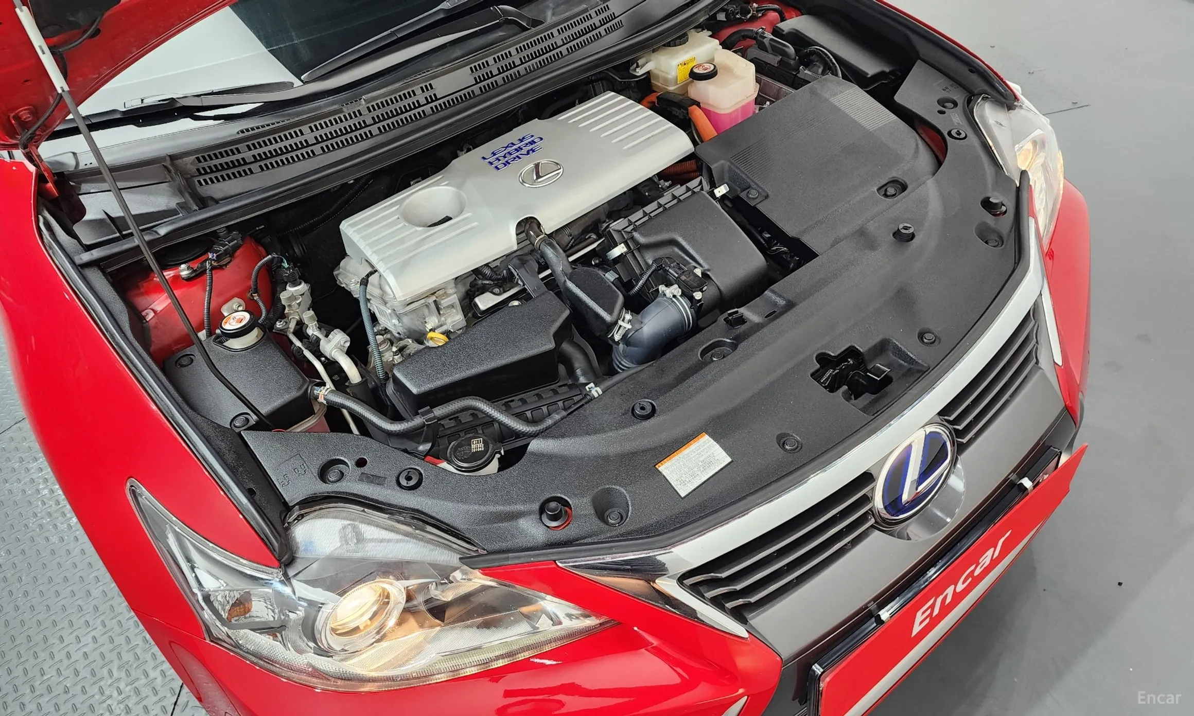 Lexus CT200h превью 6