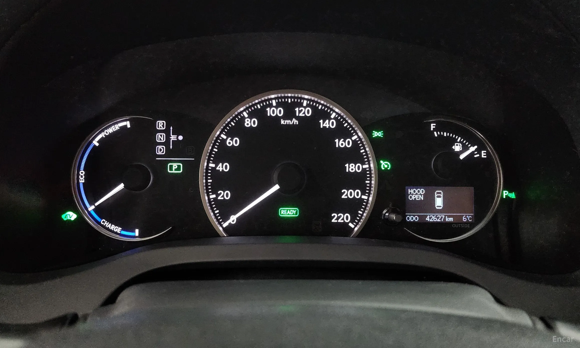 Lexus CT200h превью 8