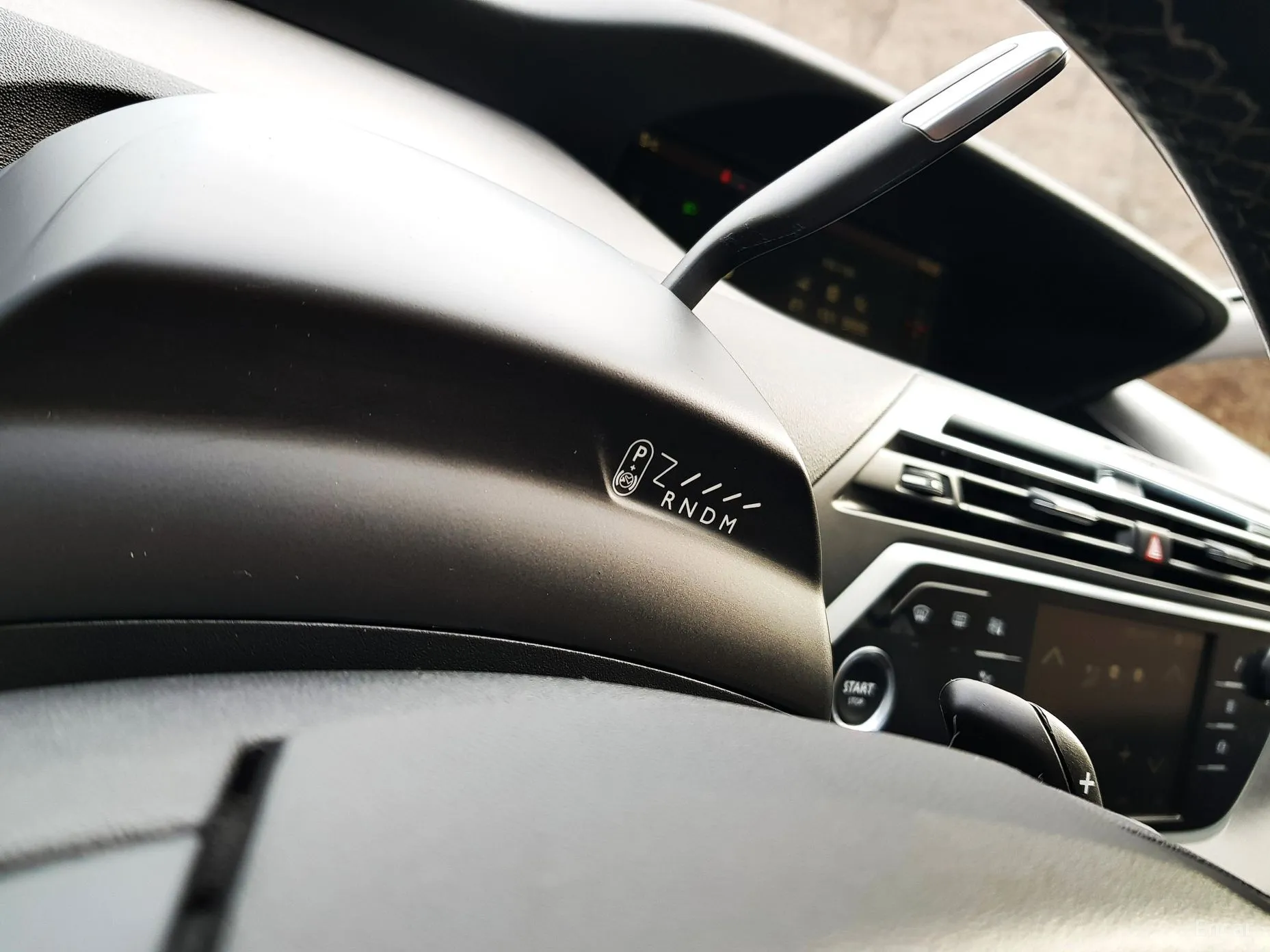 Citroën/DS Grand C4 Picasso превью 10