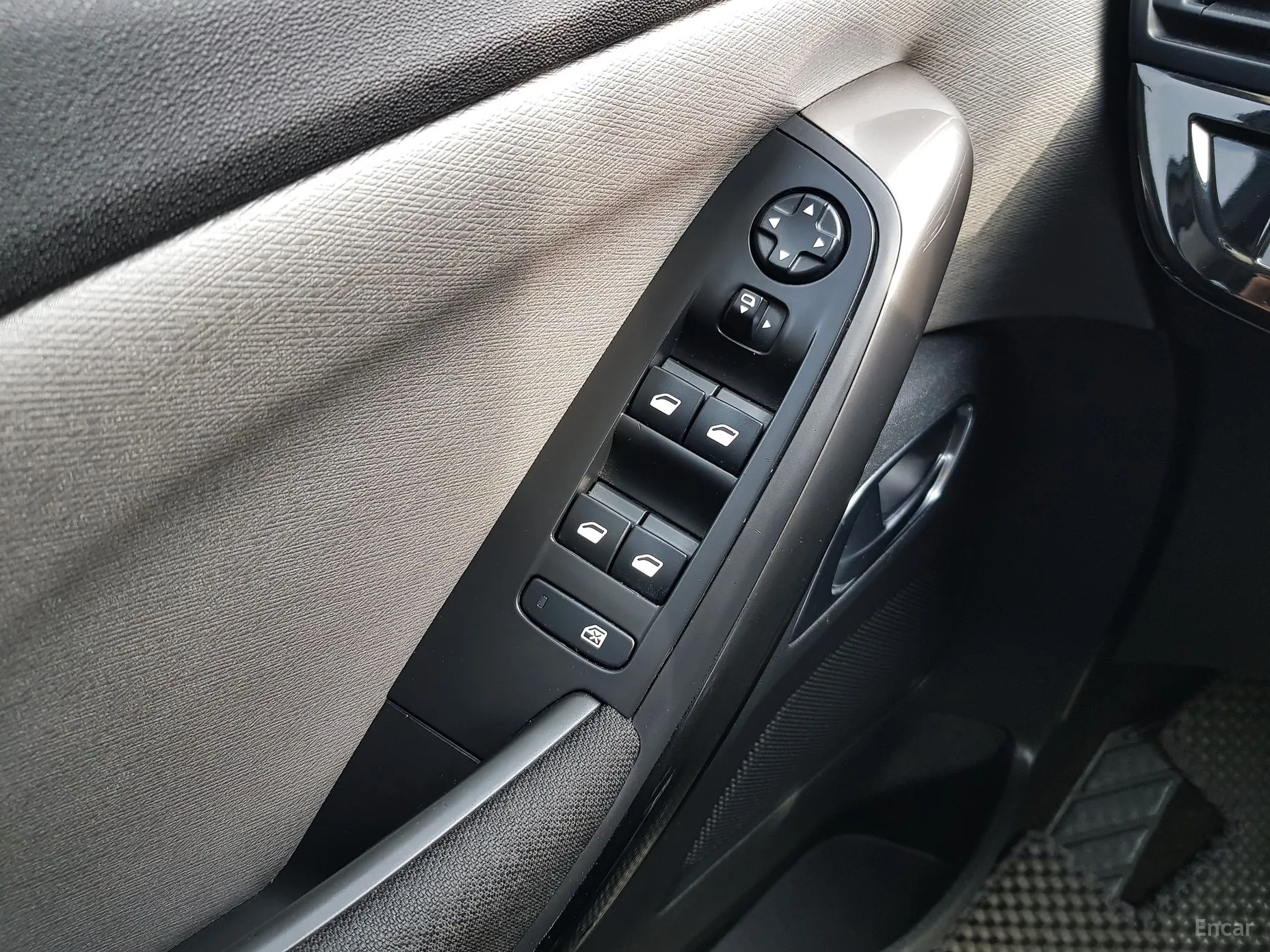 Citroën/DS Grand C4 Picasso превью 14