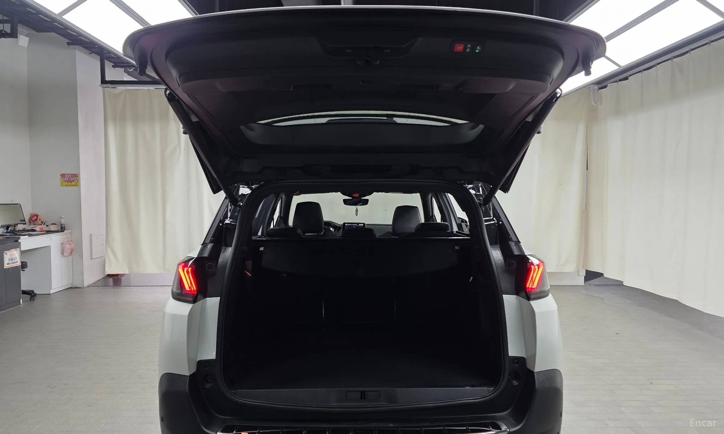 Peugeot 5008 2nd generation превью 20