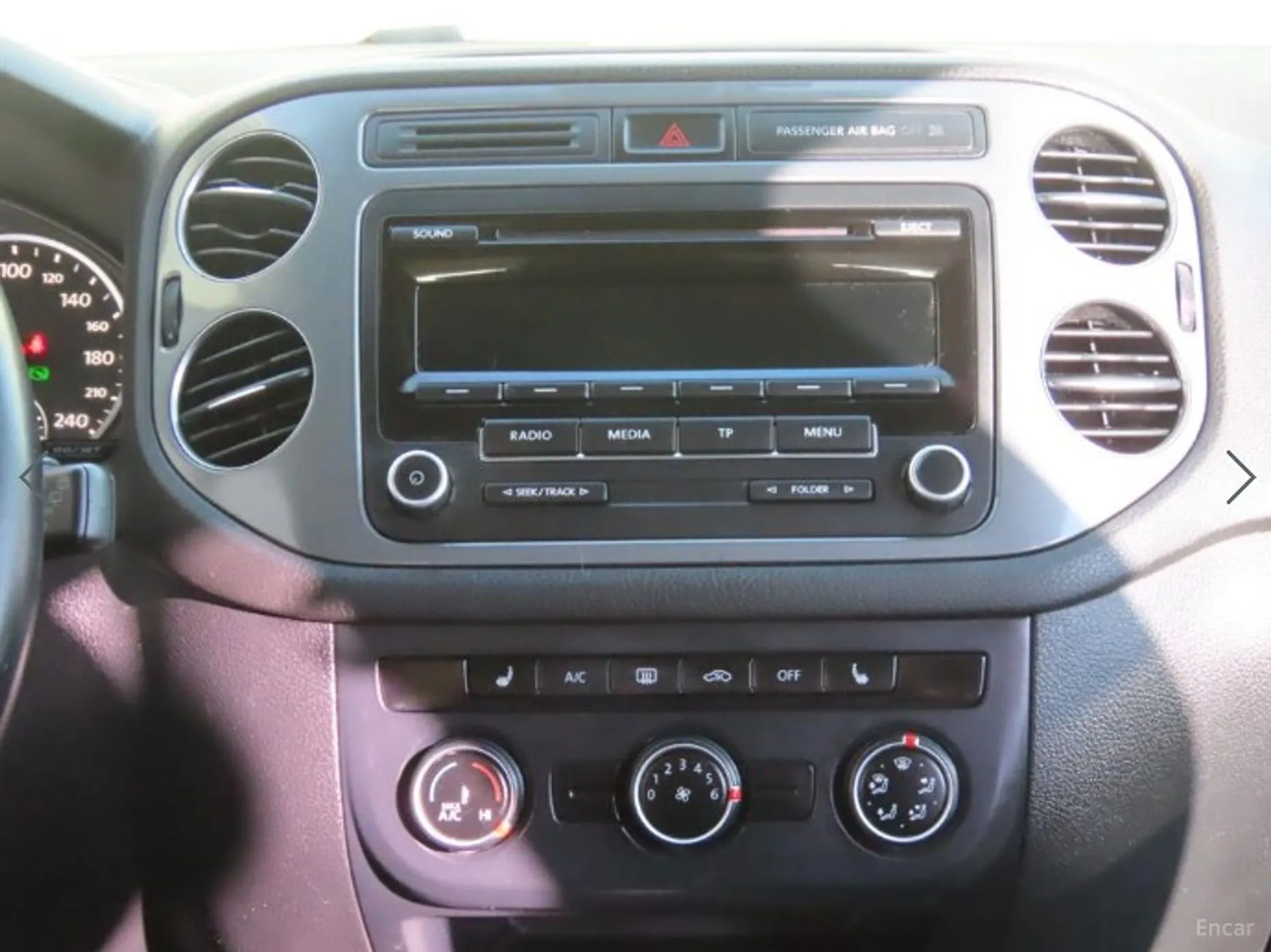 Volkswagen New Tiguan превью 9