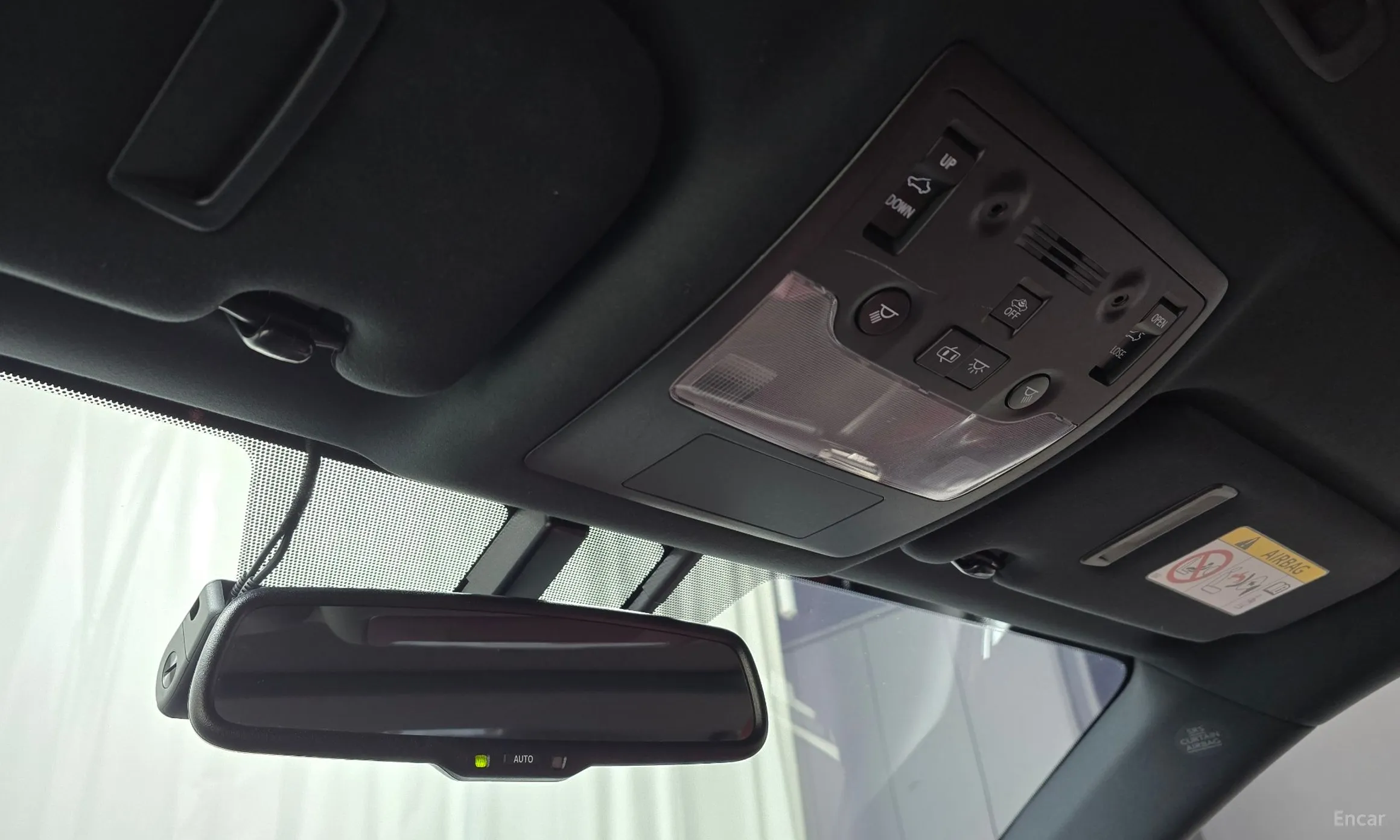Lexus New IS200t превью 19