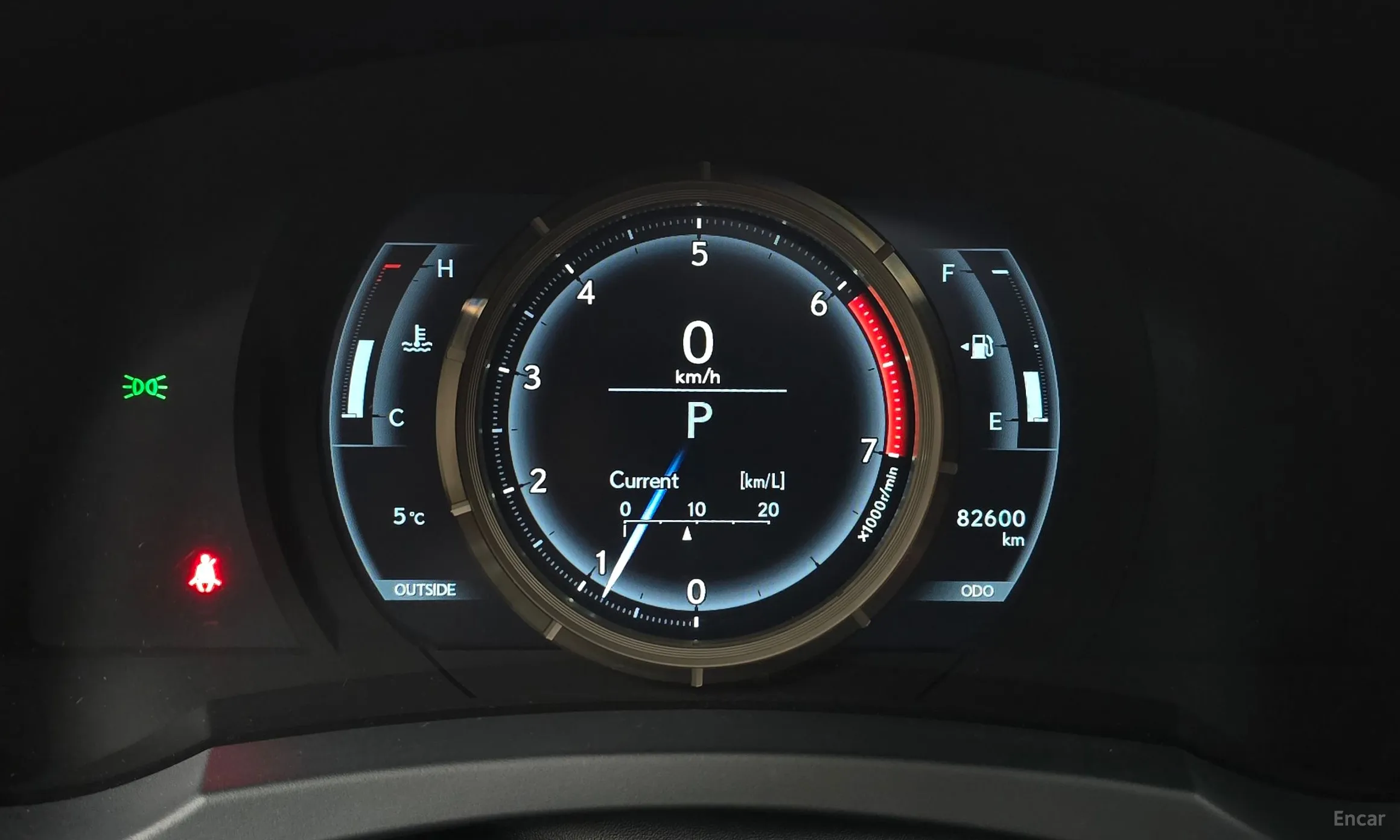 Lexus New IS200t превью 8