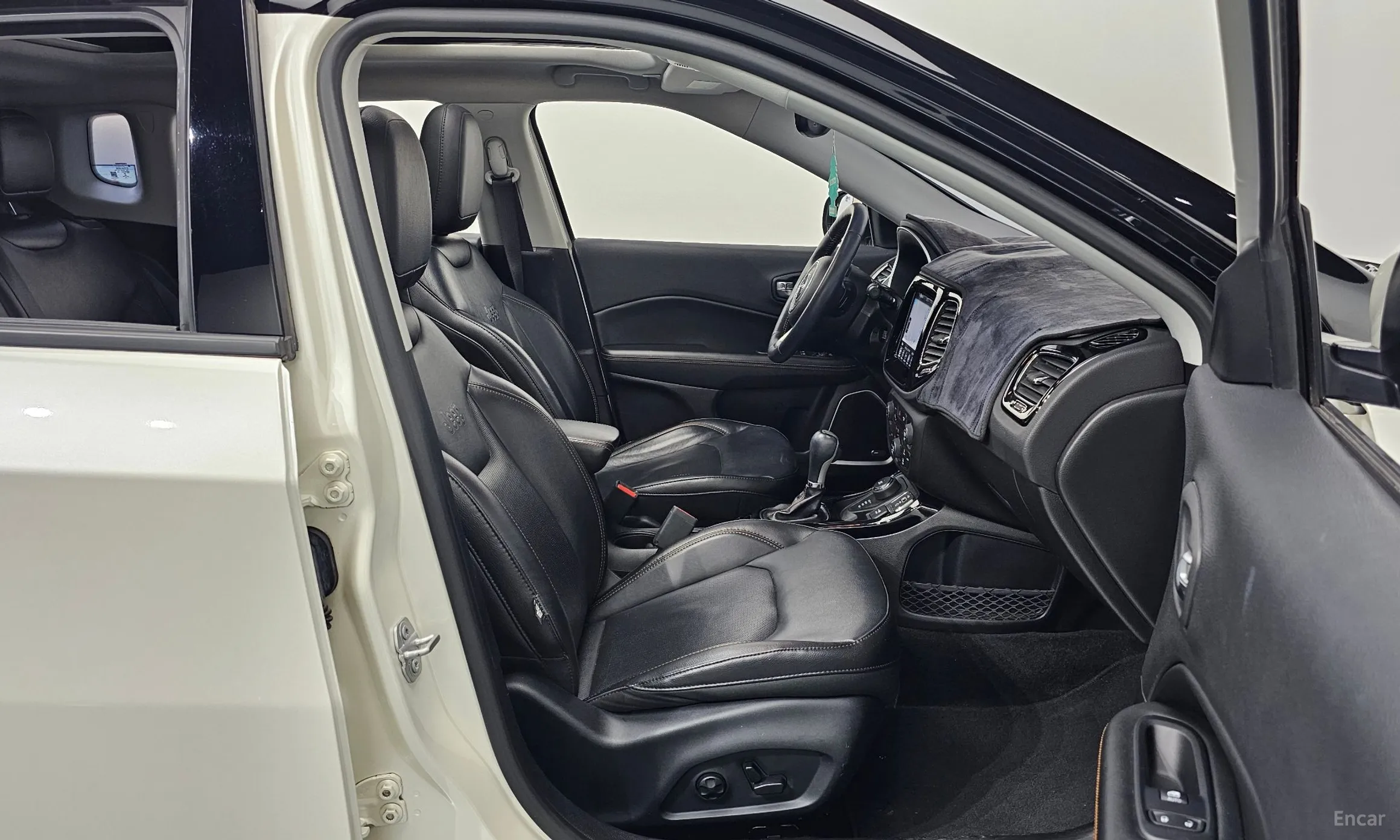 Jeep Compass 2nd Generation превью 10