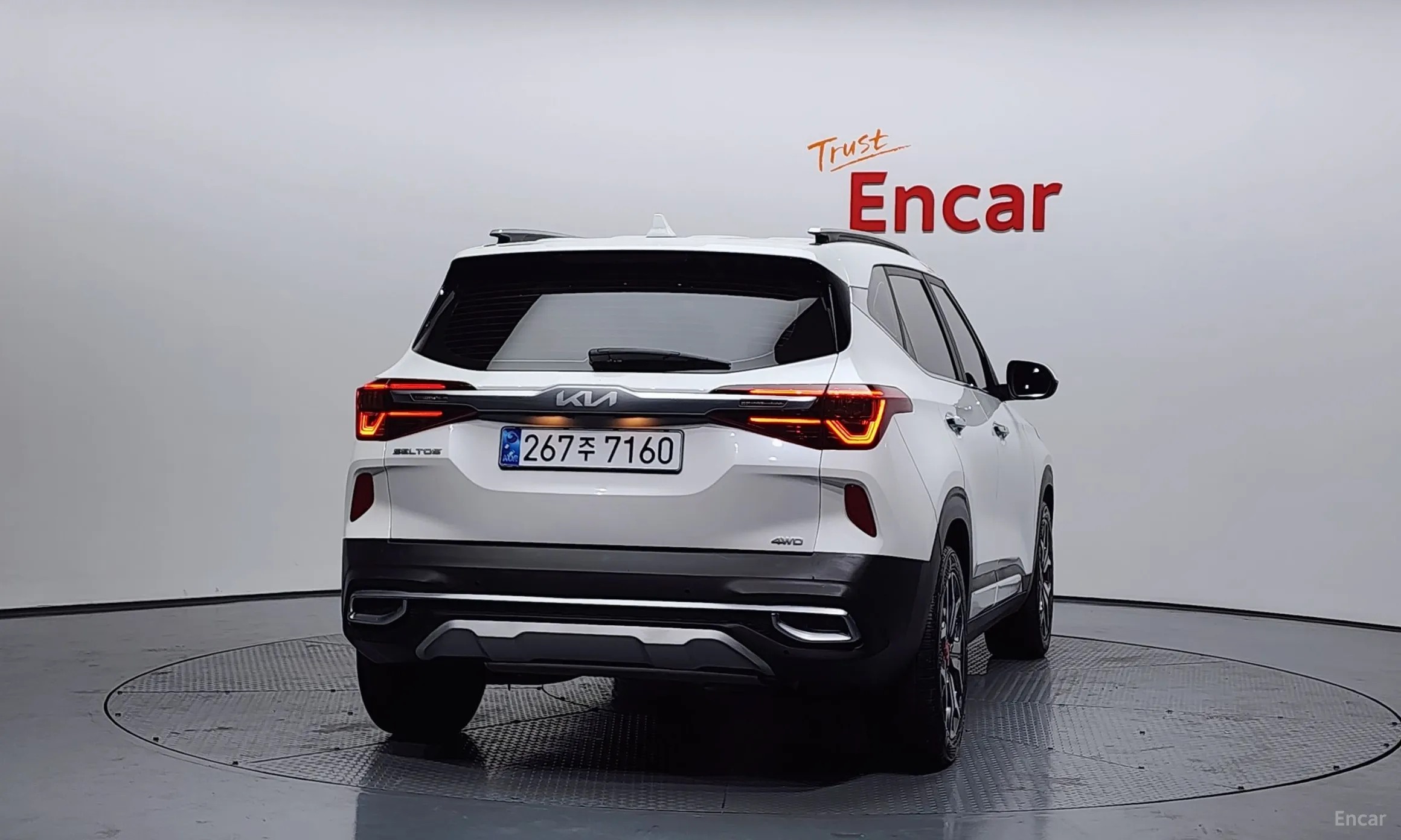Kia Seltos превью 4