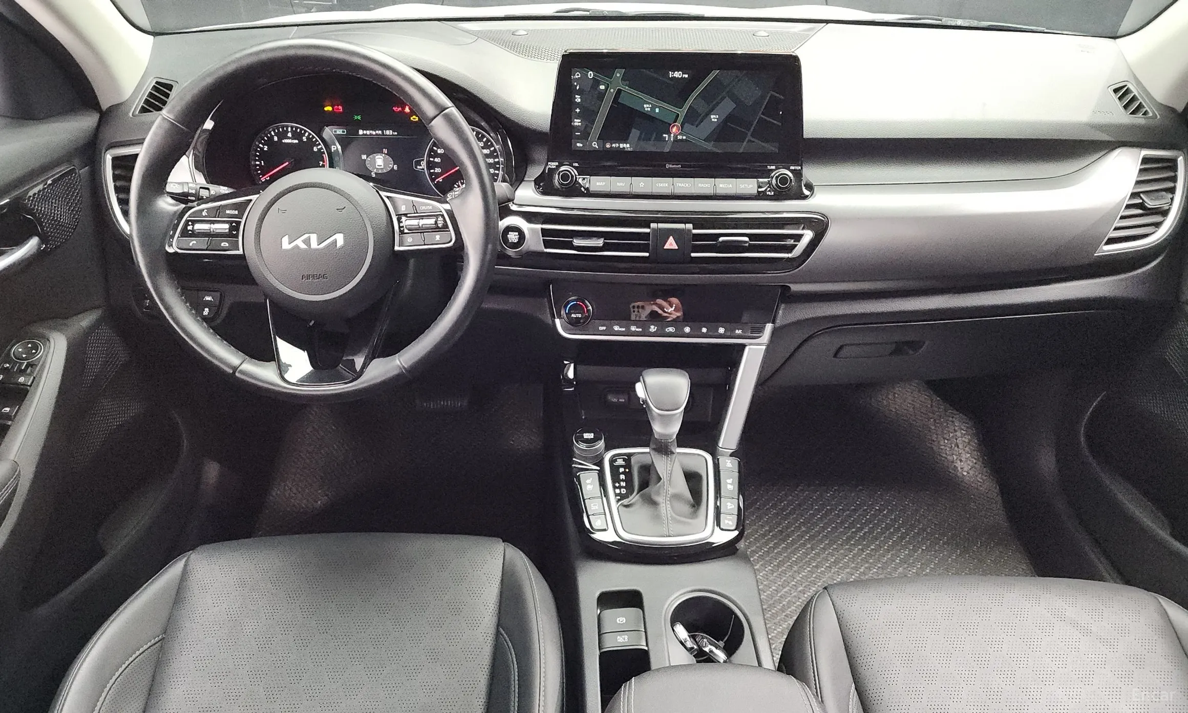Kia Seltos превью 7