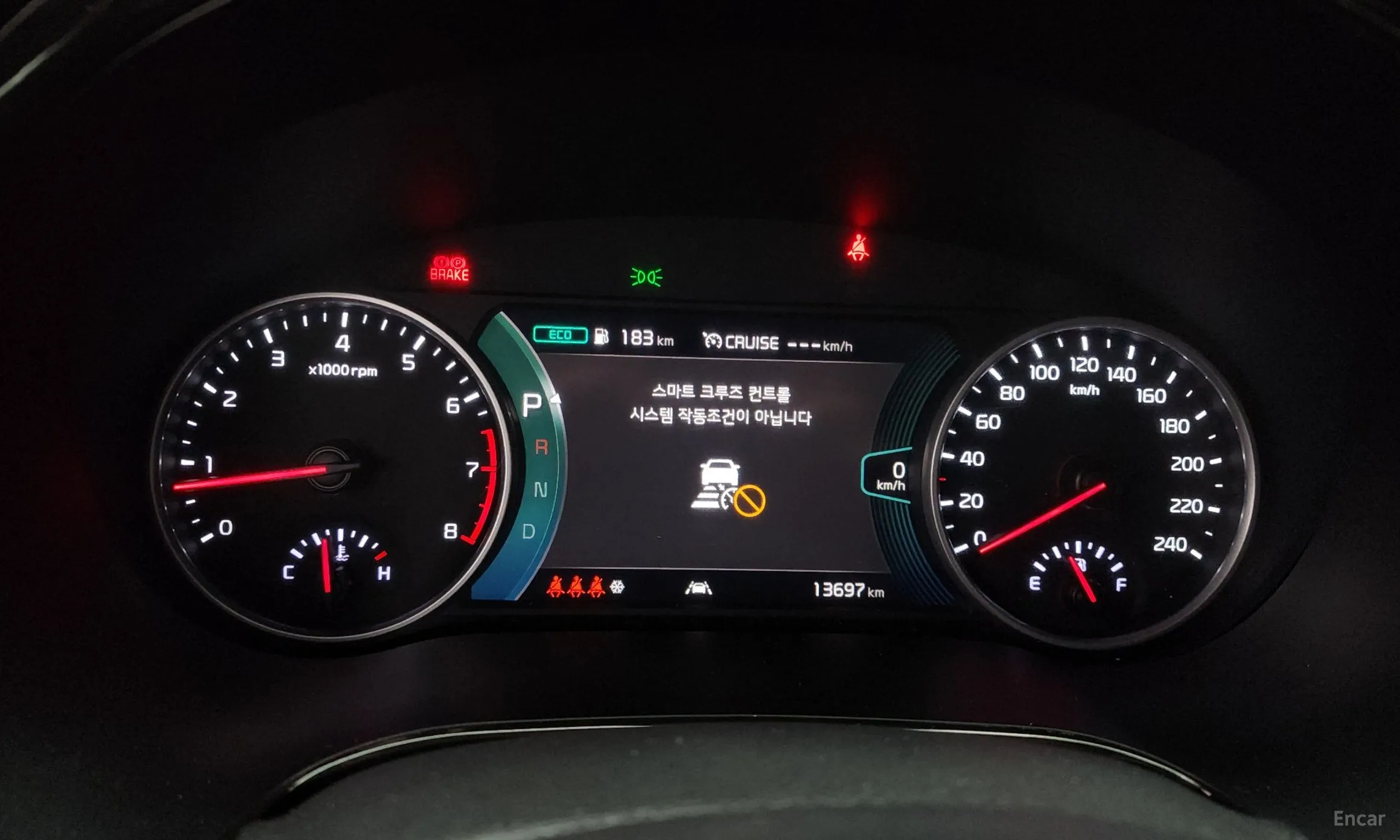 Kia Seltos превью 8