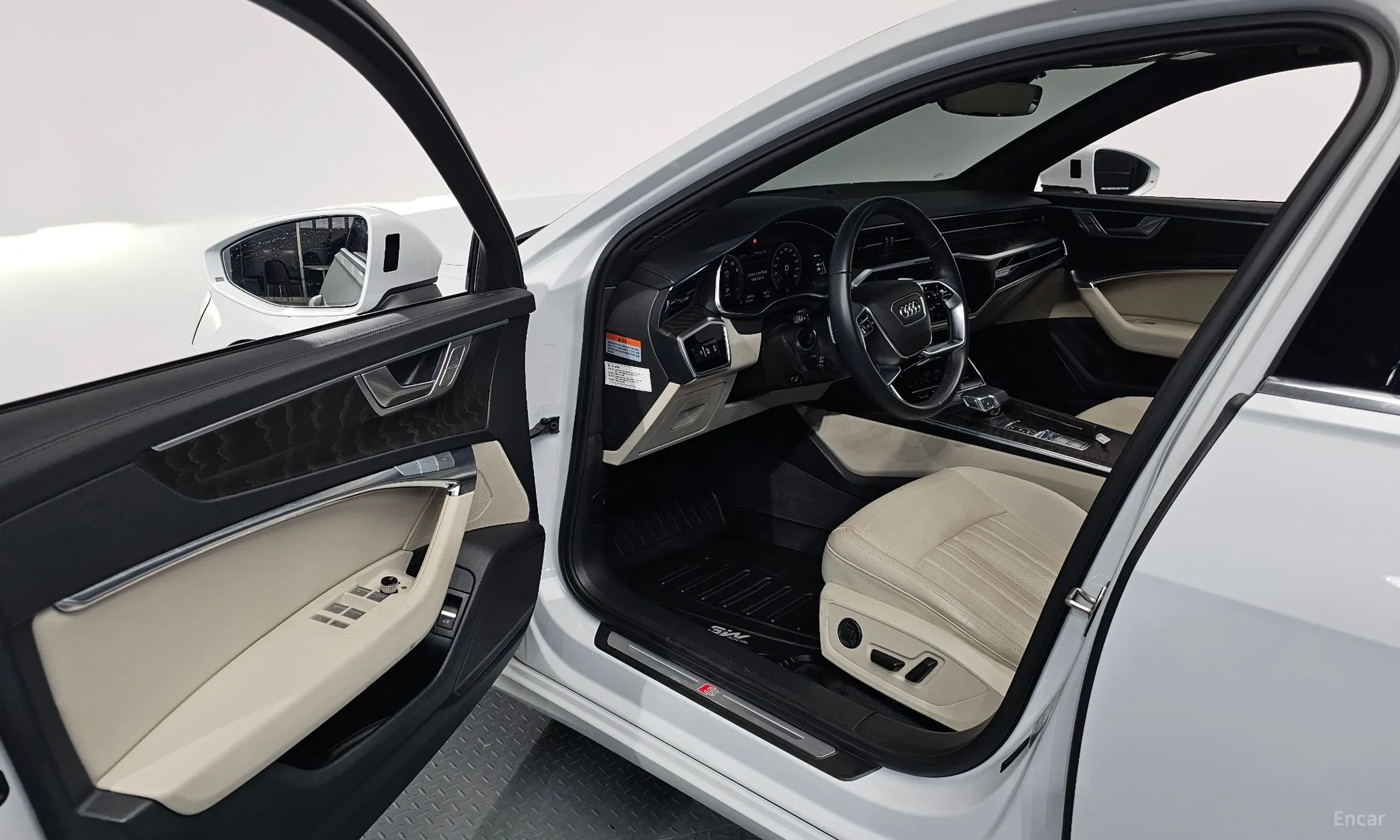 Audi A6 (C8) превью 10