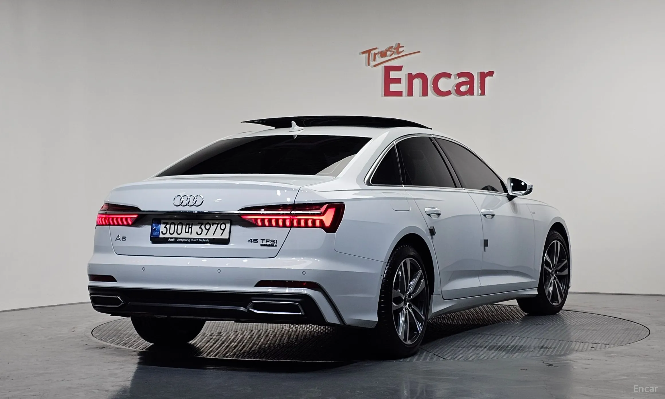 Audi A6 (C8)