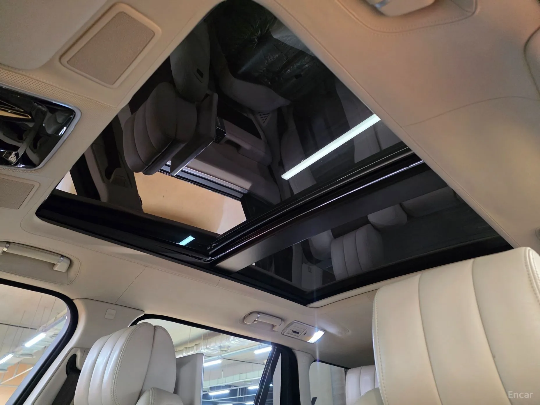 Land Rover Range Rover 4th Generation превью 13