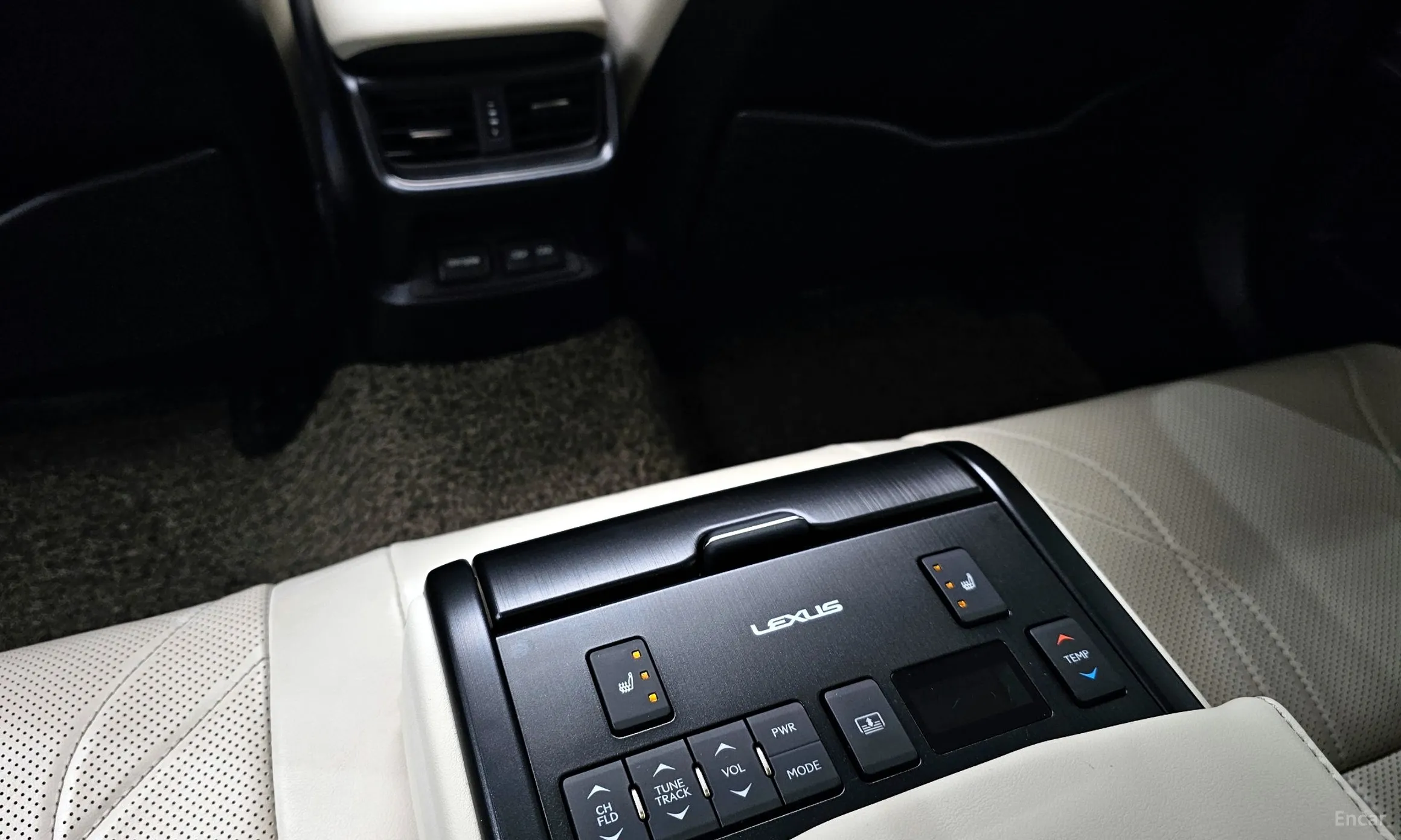 Lexus ES300h 7th Generation превью 17