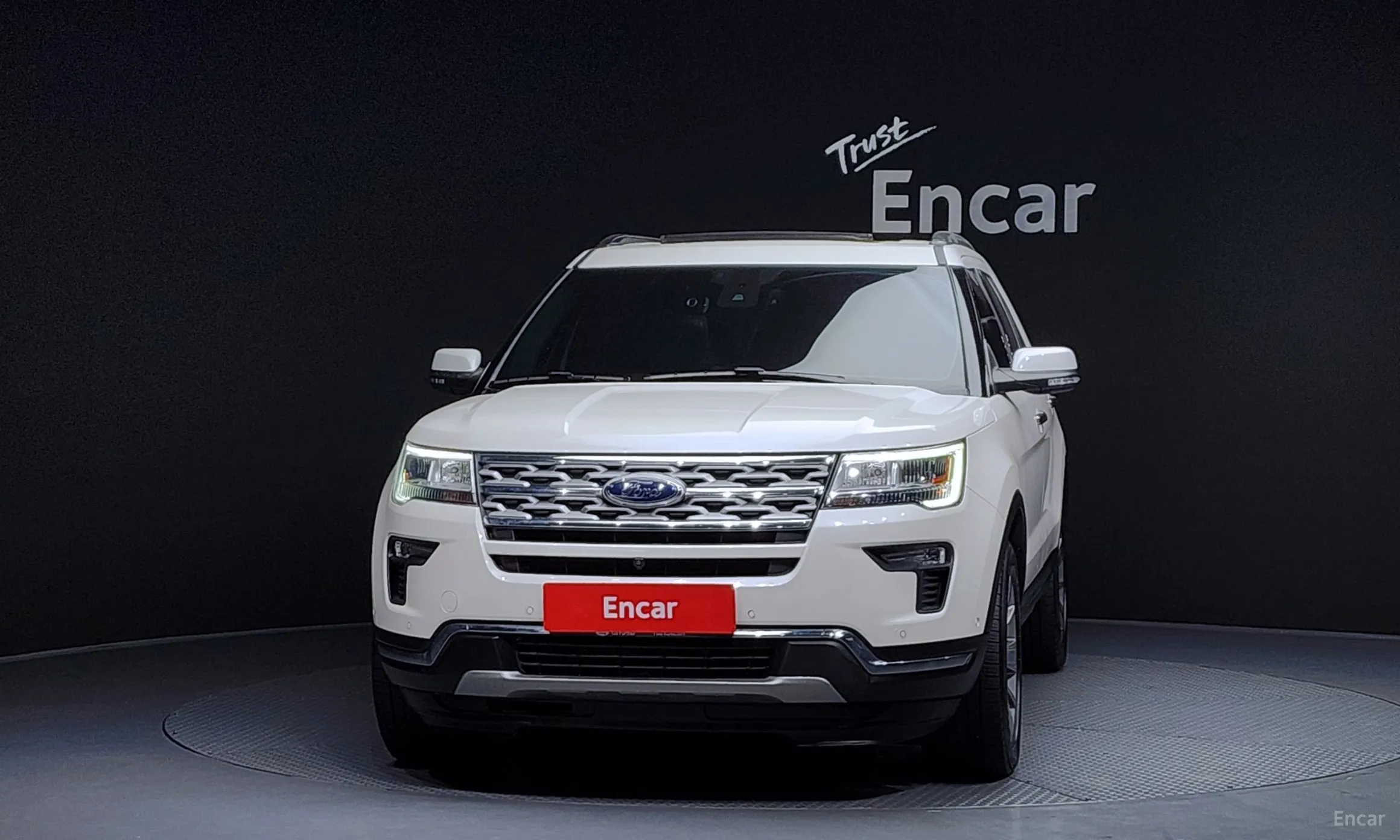 Ford Explorer превью 3