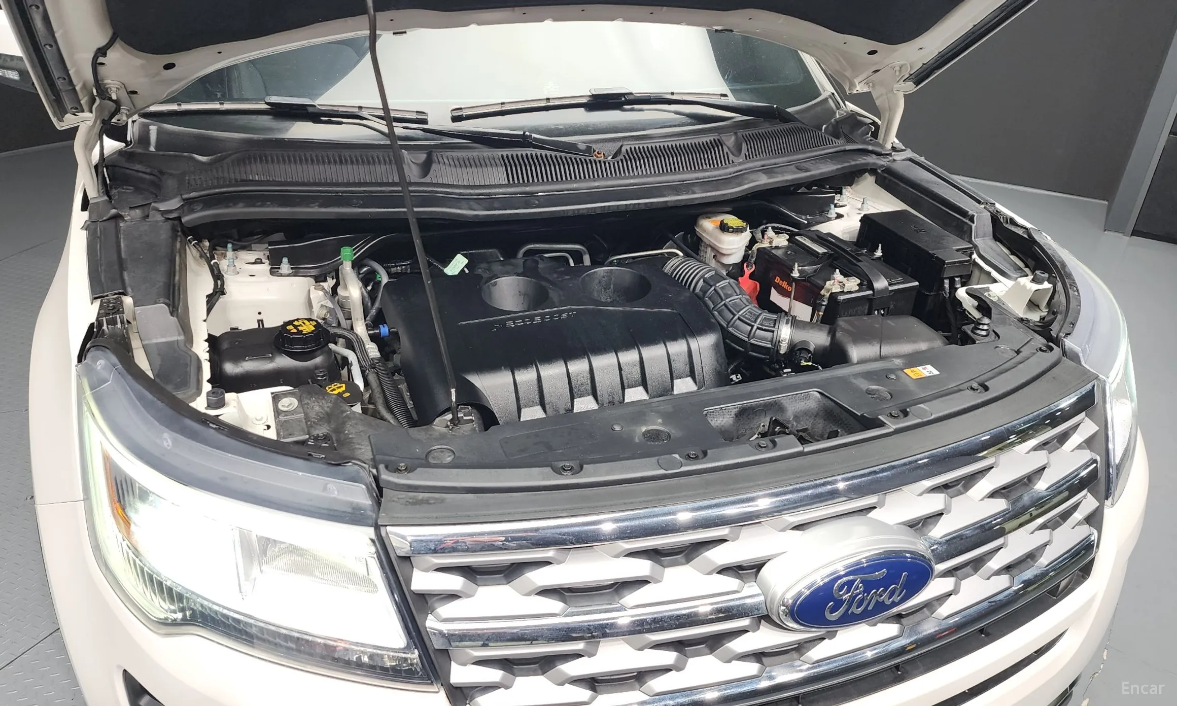 Ford Explorer превью 6